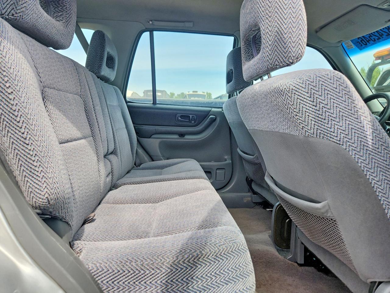 1997 Honda Cr-v Lx Silver vin: JHLRD1847VC016214