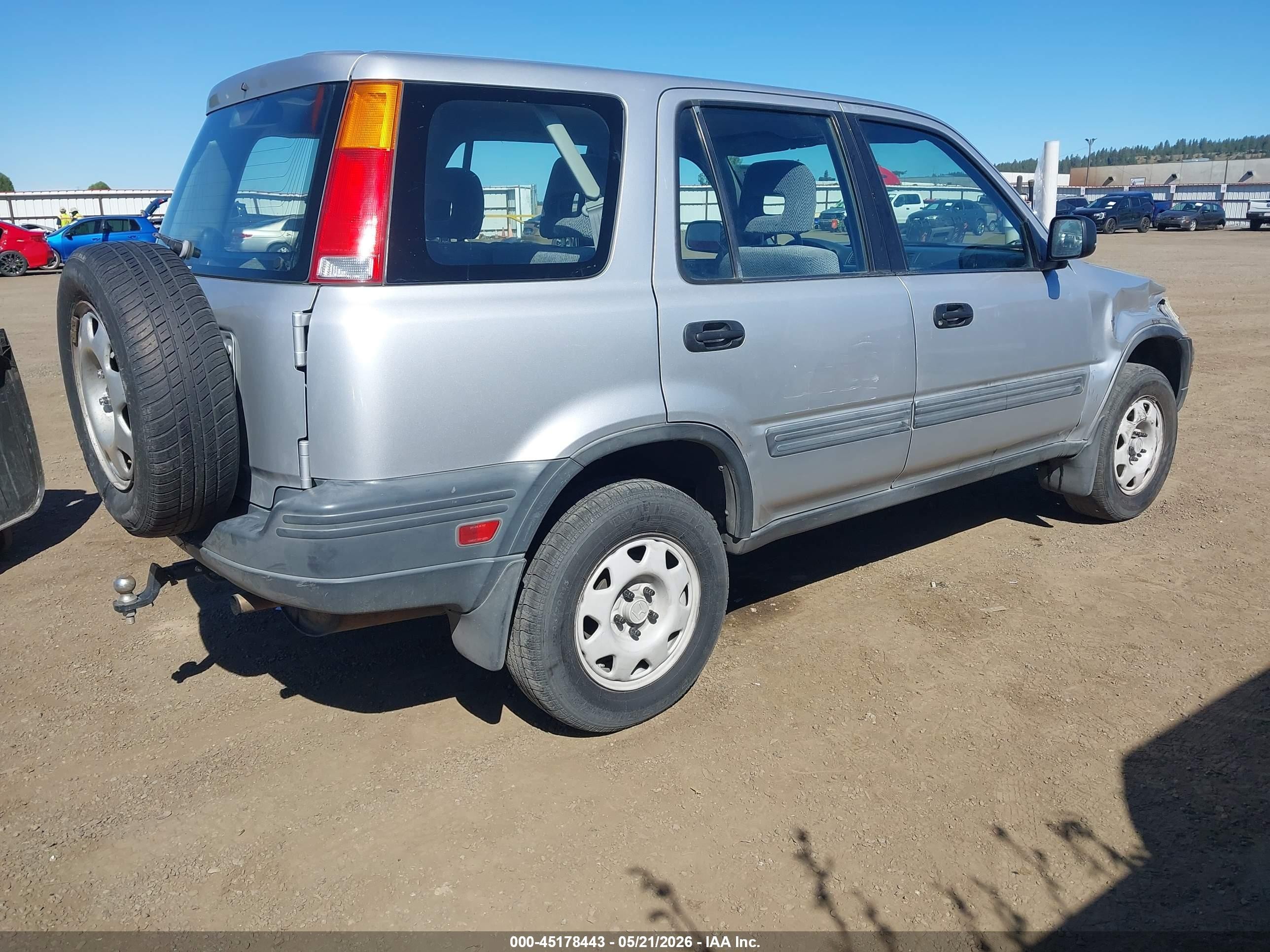 1997 Honda Cr-v   Silver vin: JHLRD1848VC016223