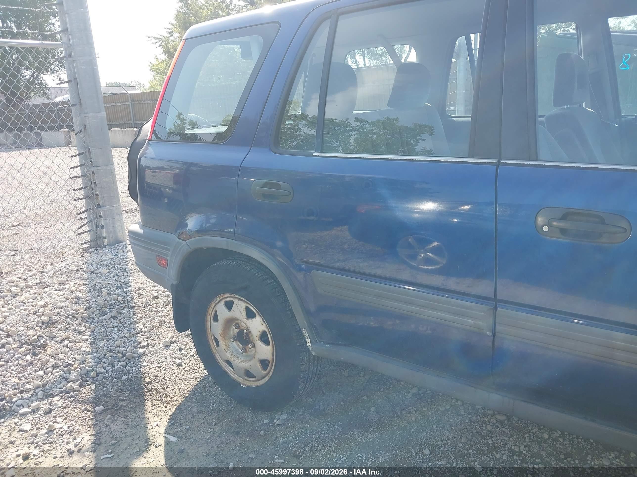 1997 Honda Cr-v   Dark Blue vin: JHLRD184XVC019219
