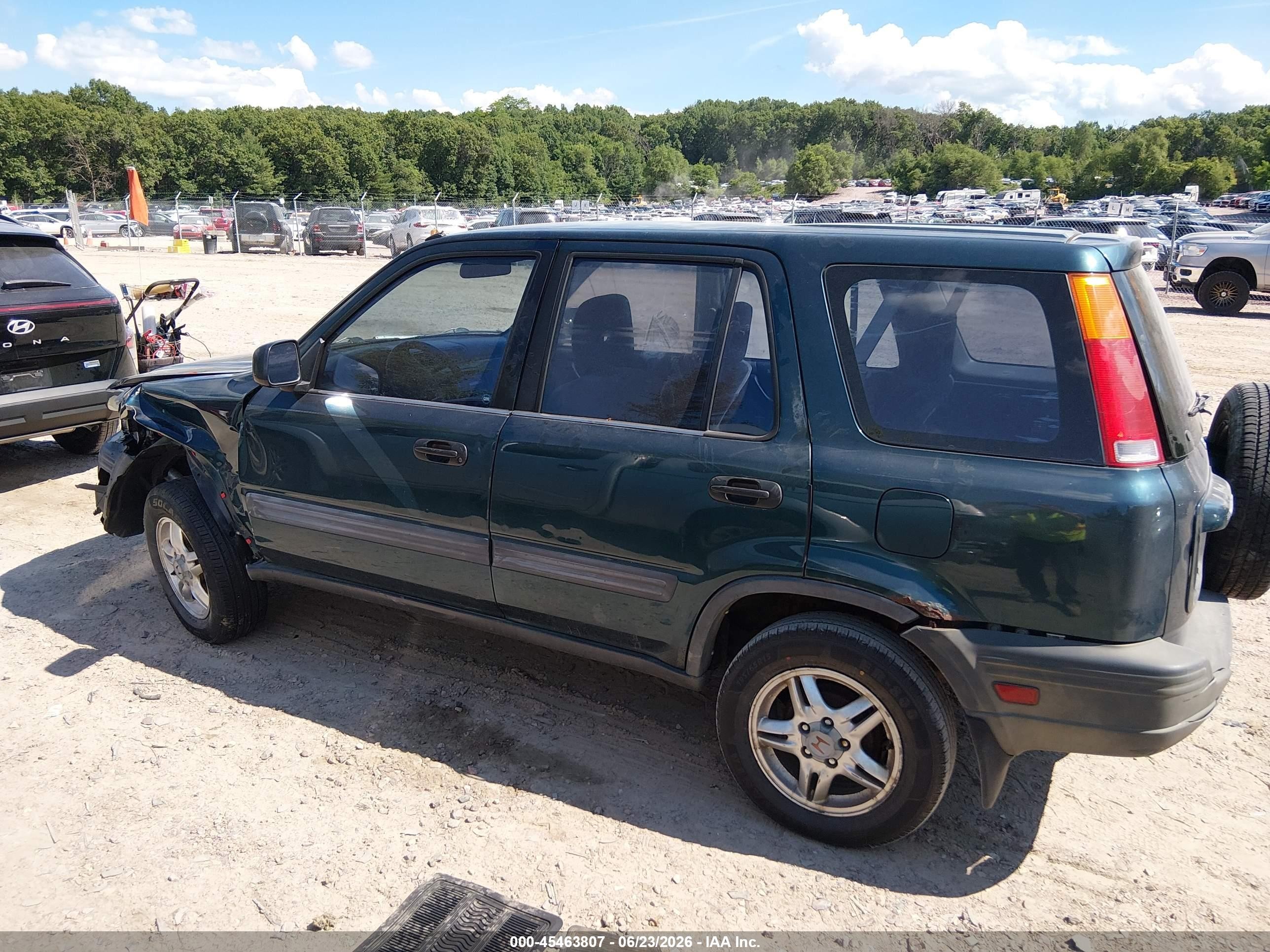 1997 Honda Cr-v   Зеленый vin: JHLRD1850VC041707
