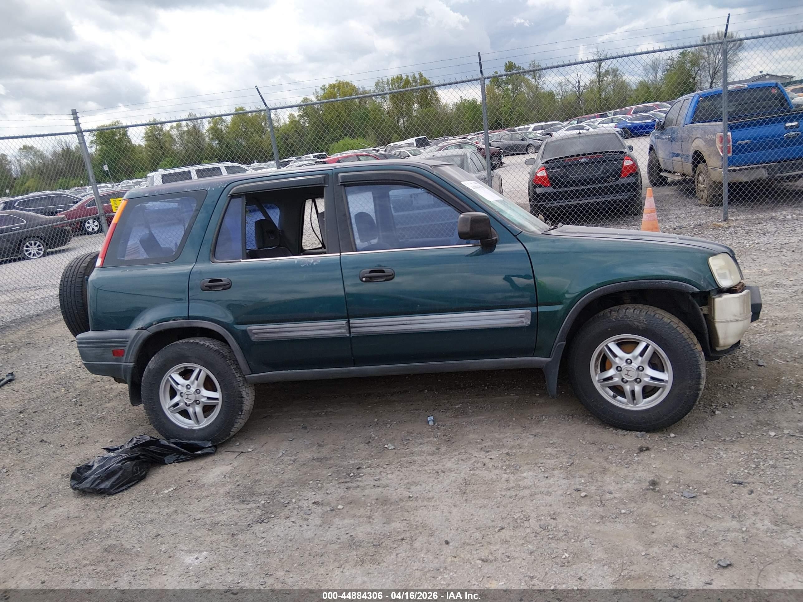1997 Honda Cr-v   Green vin: JHLRD1853VC025405
