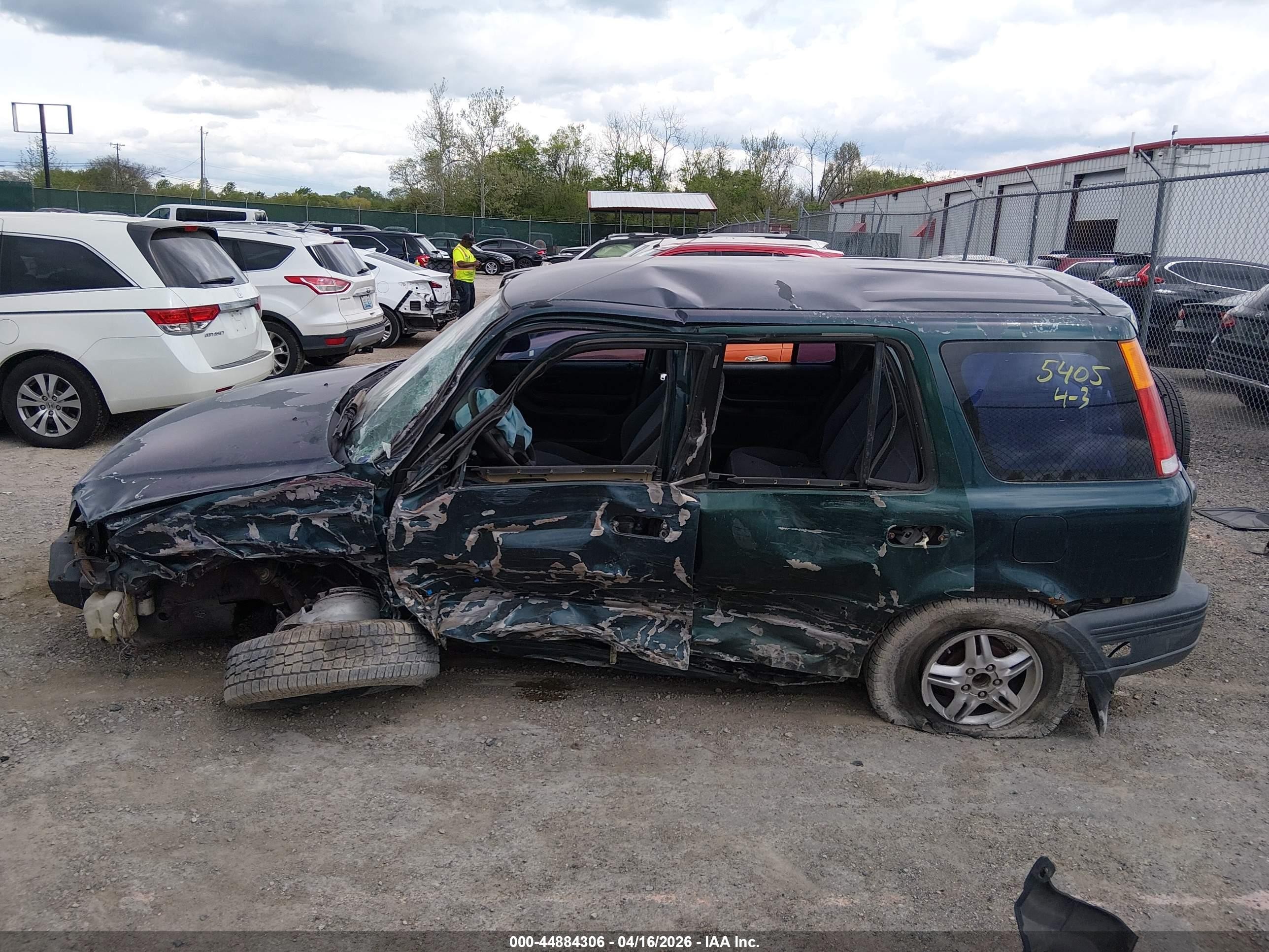 1997 Honda Cr-v   Green vin: JHLRD1853VC025405