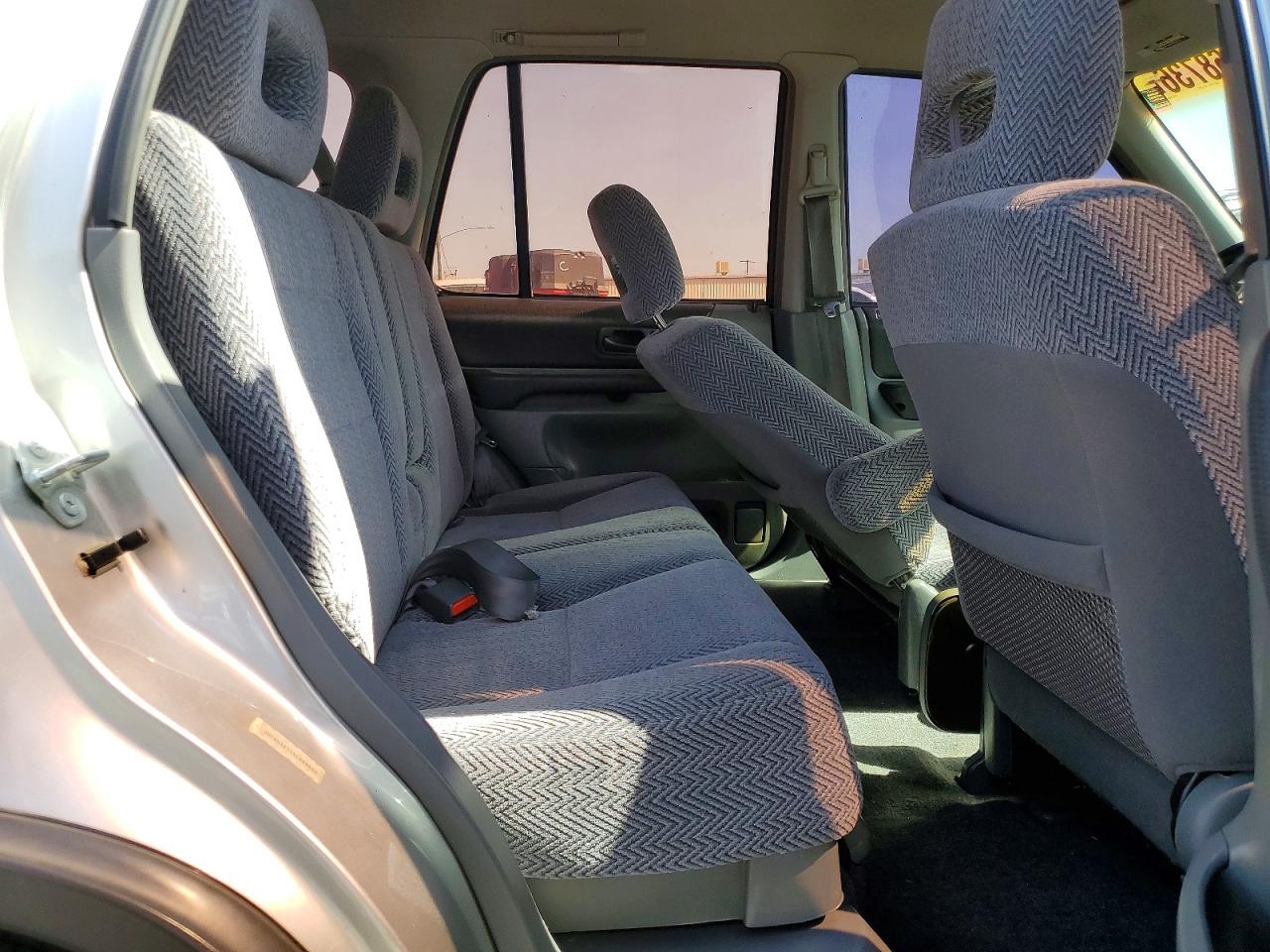 1997 Honda Cr-v Lx Серебряный vin: JHLRD1855VC069860