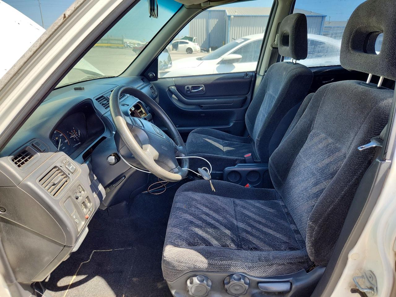 1999 Honda Cr-v Ex White vin: JHLRD1862XC014388