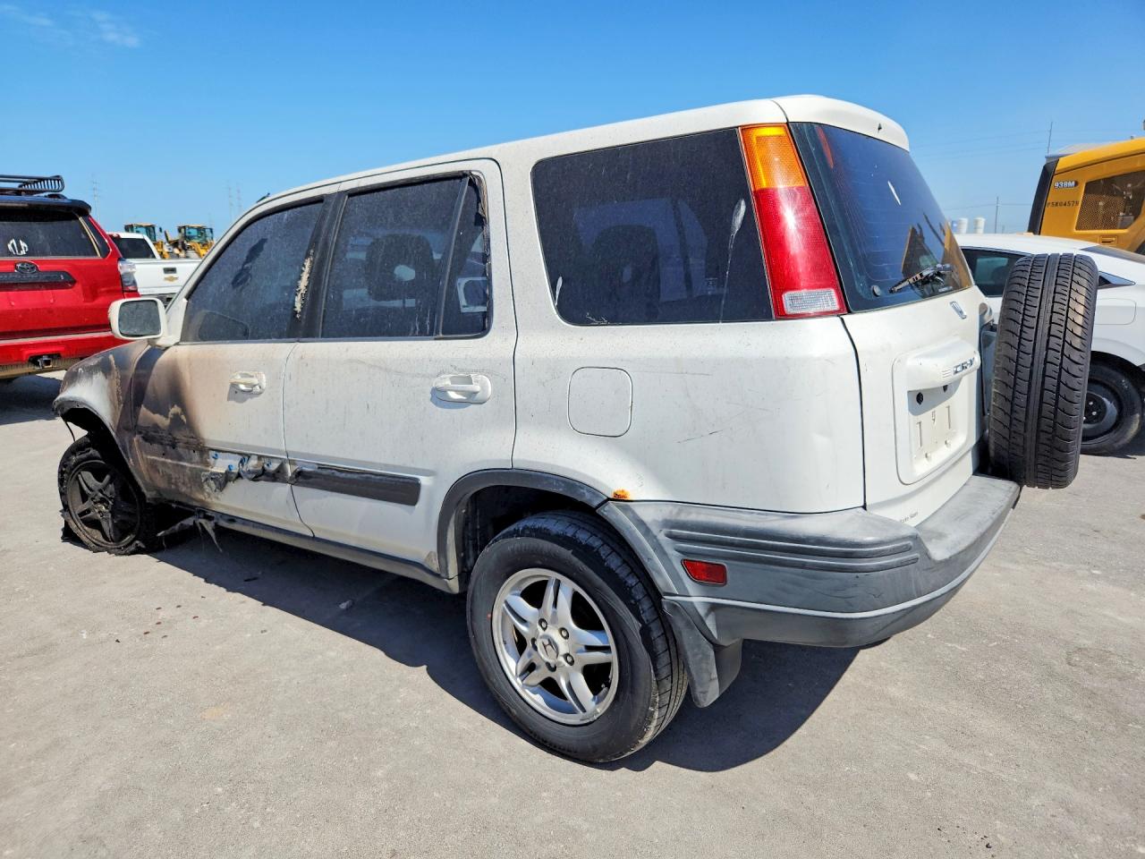 1999 Honda Cr-v Ex White vin: JHLRD1862XC014388