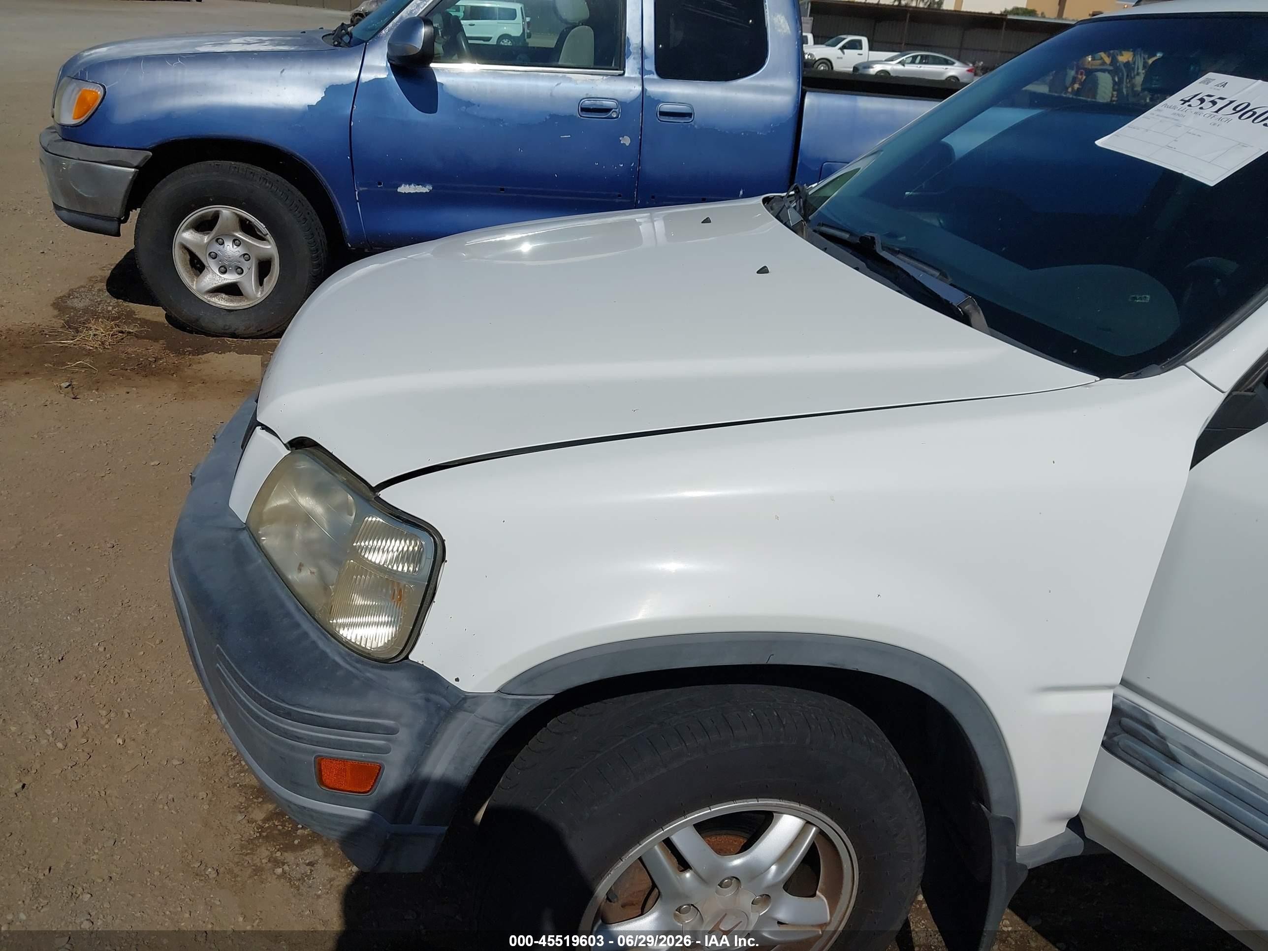 2001 Honda Cr-v Ex White vin: JHLRD18681C014404