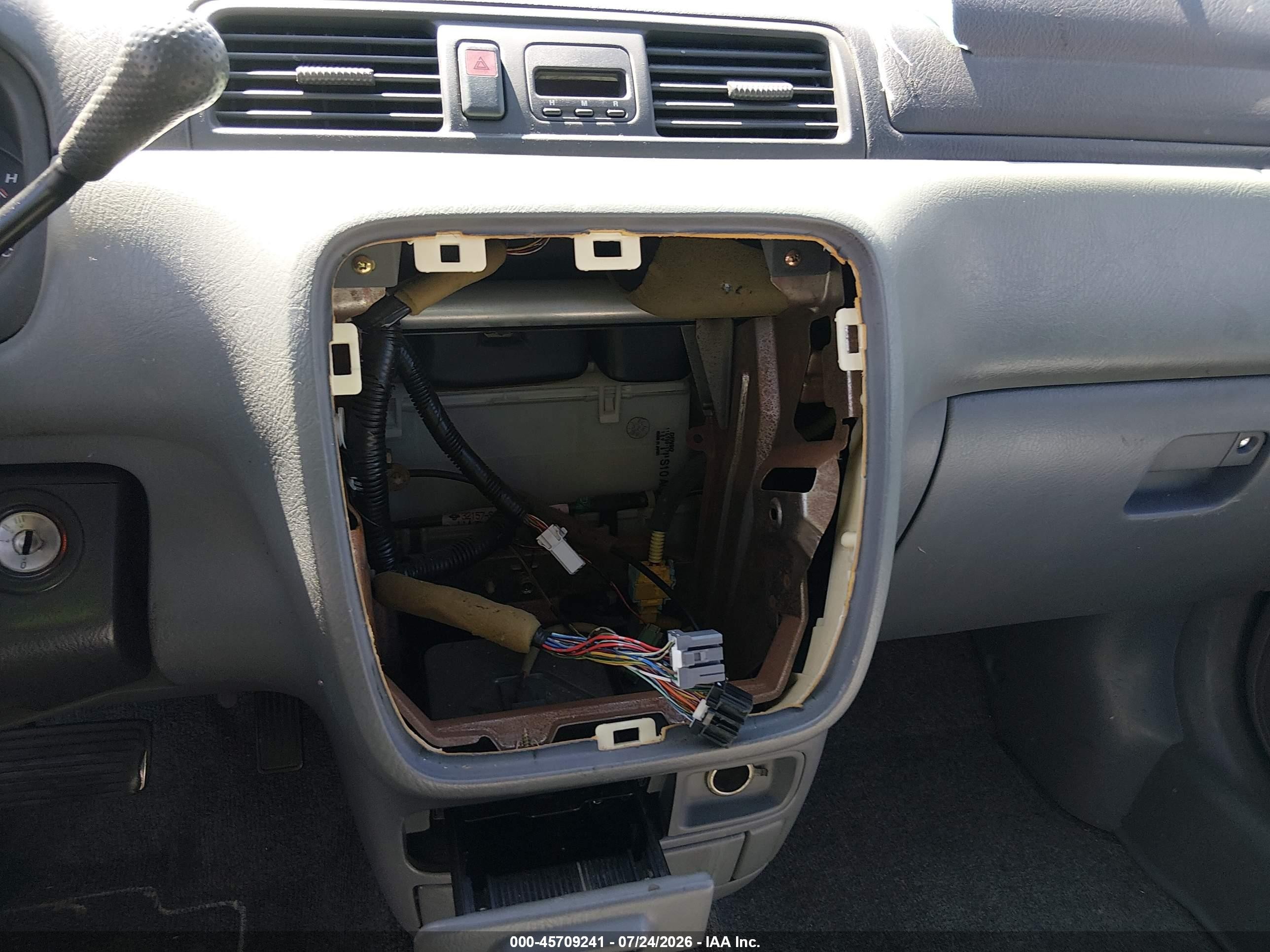 1998 Honda Cr-v Lx Серый vin: JHLRD2840WC004316