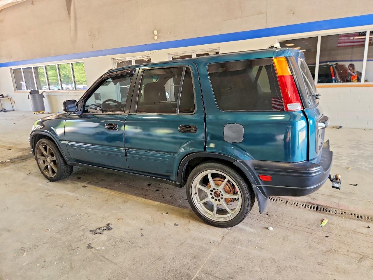 1998 Honda Cr-v Lx Turquoise vin: JHLRD2840WC006227