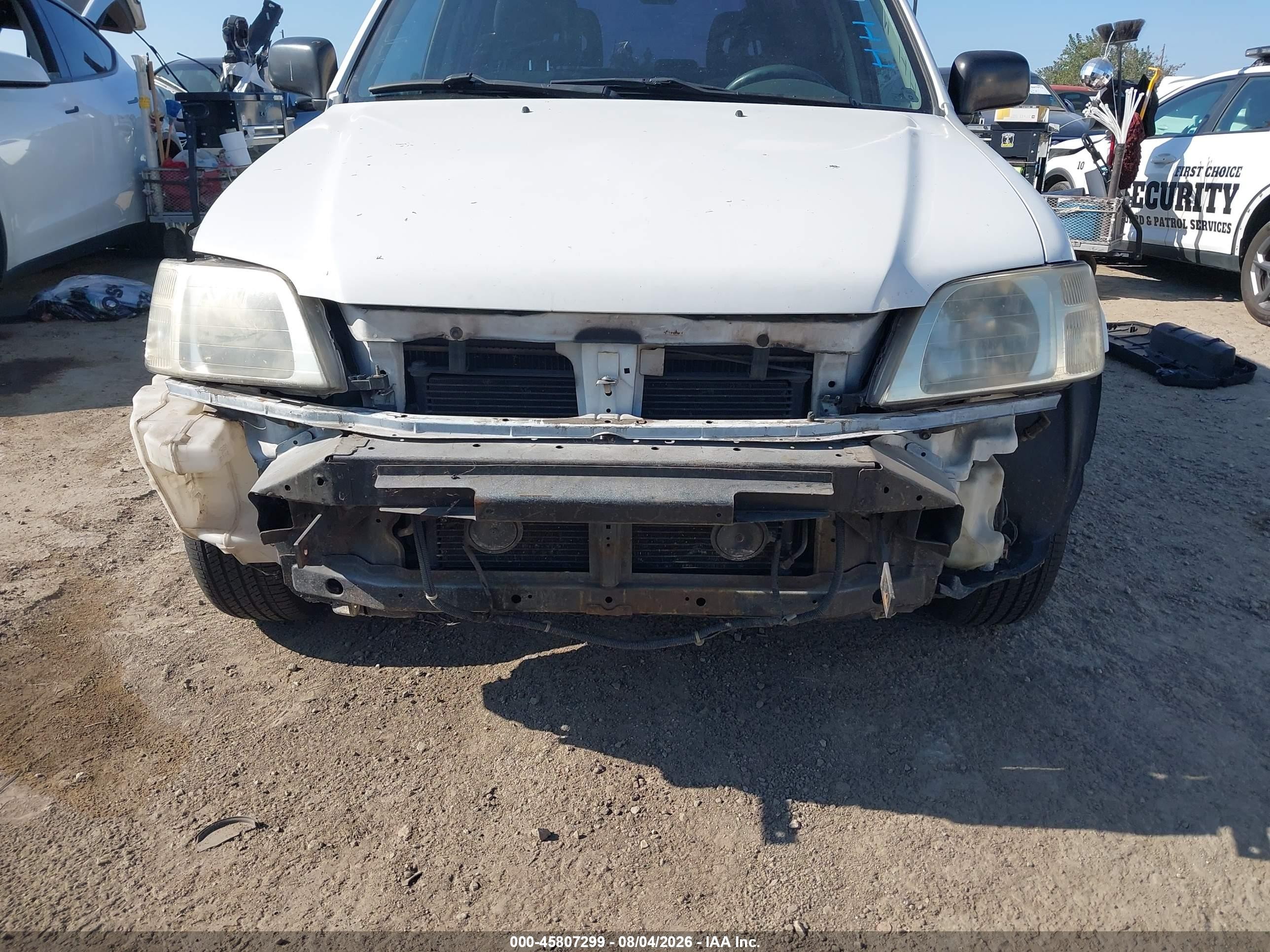 1999 Honda Cr-v Lx White vin: JHLRD2841XC010076