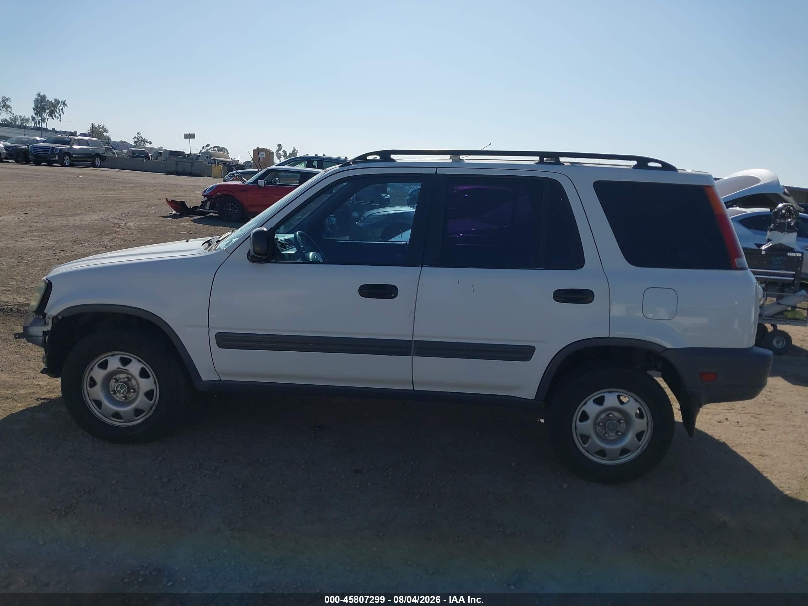 1999 Honda Cr-v Lx White vin: JHLRD2841XC010076