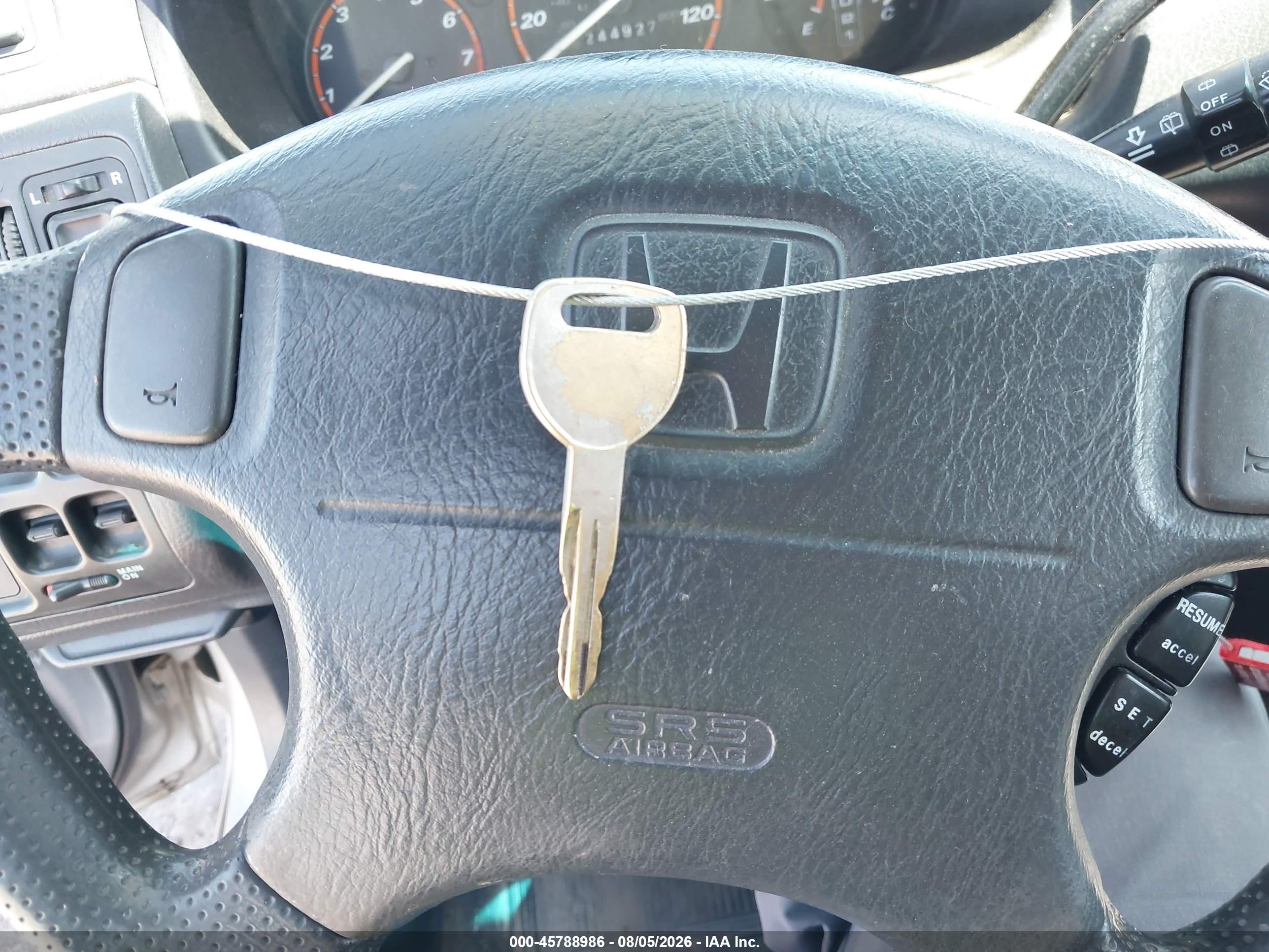 1999 Honda Cr-v Lx Silver vin: JHLRD2842XC011091