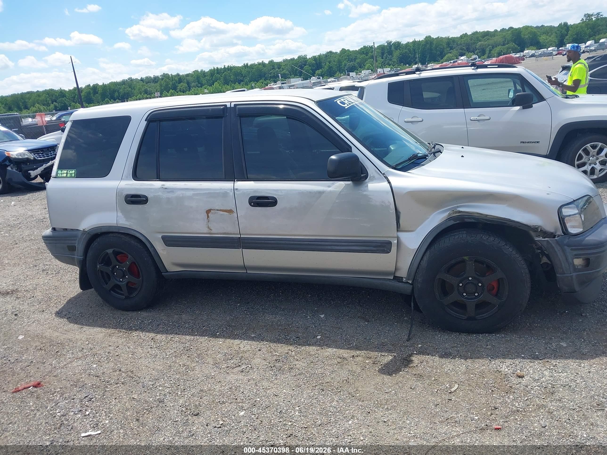 1998 Honda Cr-v Lx Silver vin: JHLRD2843WC007579