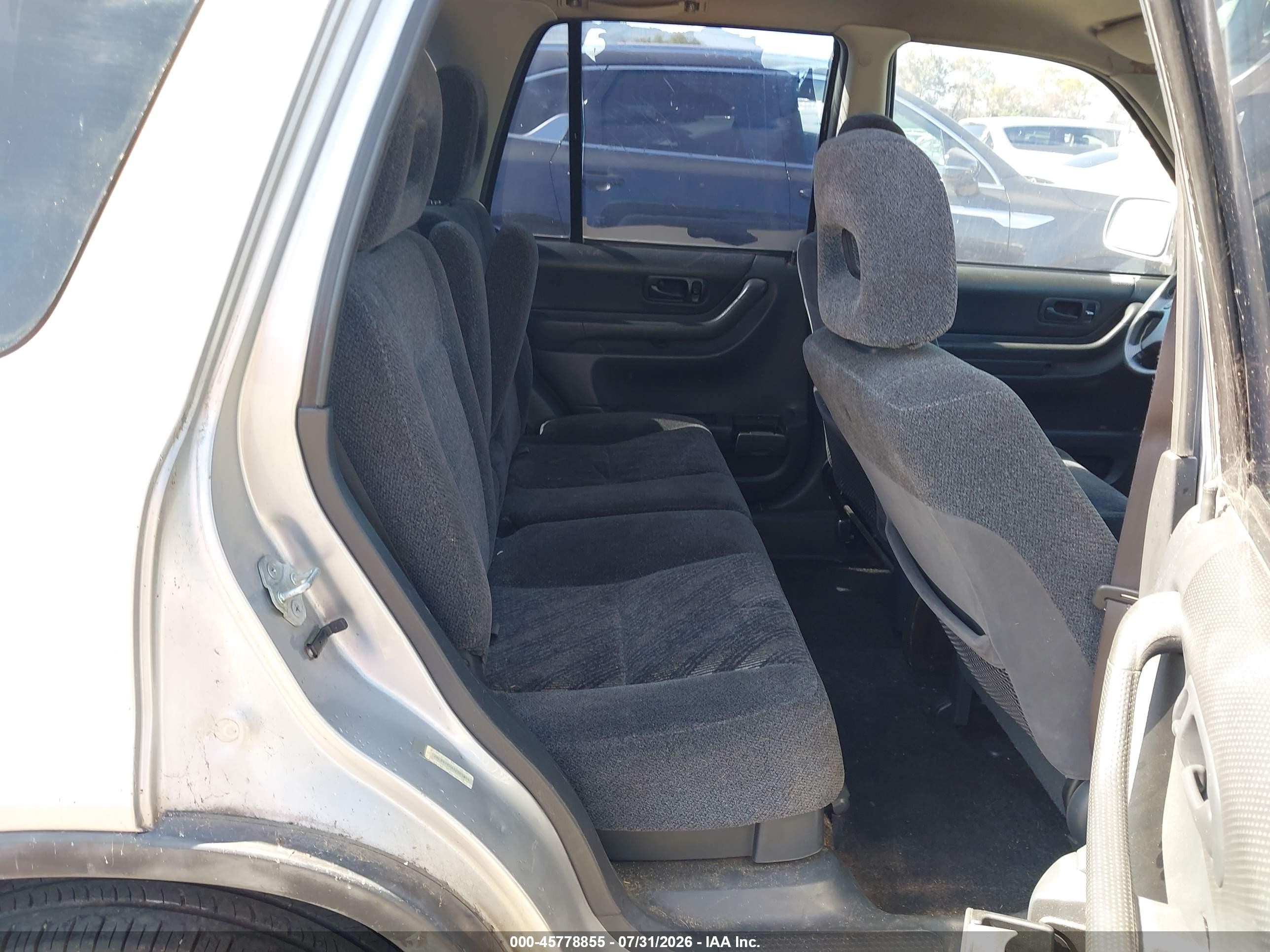2001 Honda Cr-v Lx Silver vin: JHLRD28441C005686
