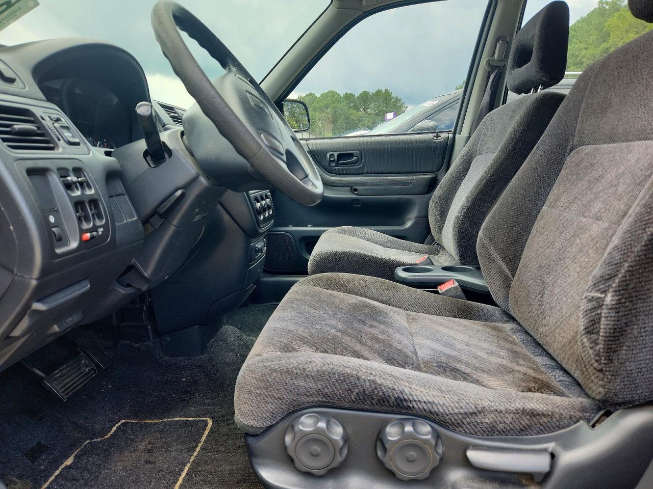 2000 Honda Cr-v Lx Silver vin: JHLRD2844YC006394