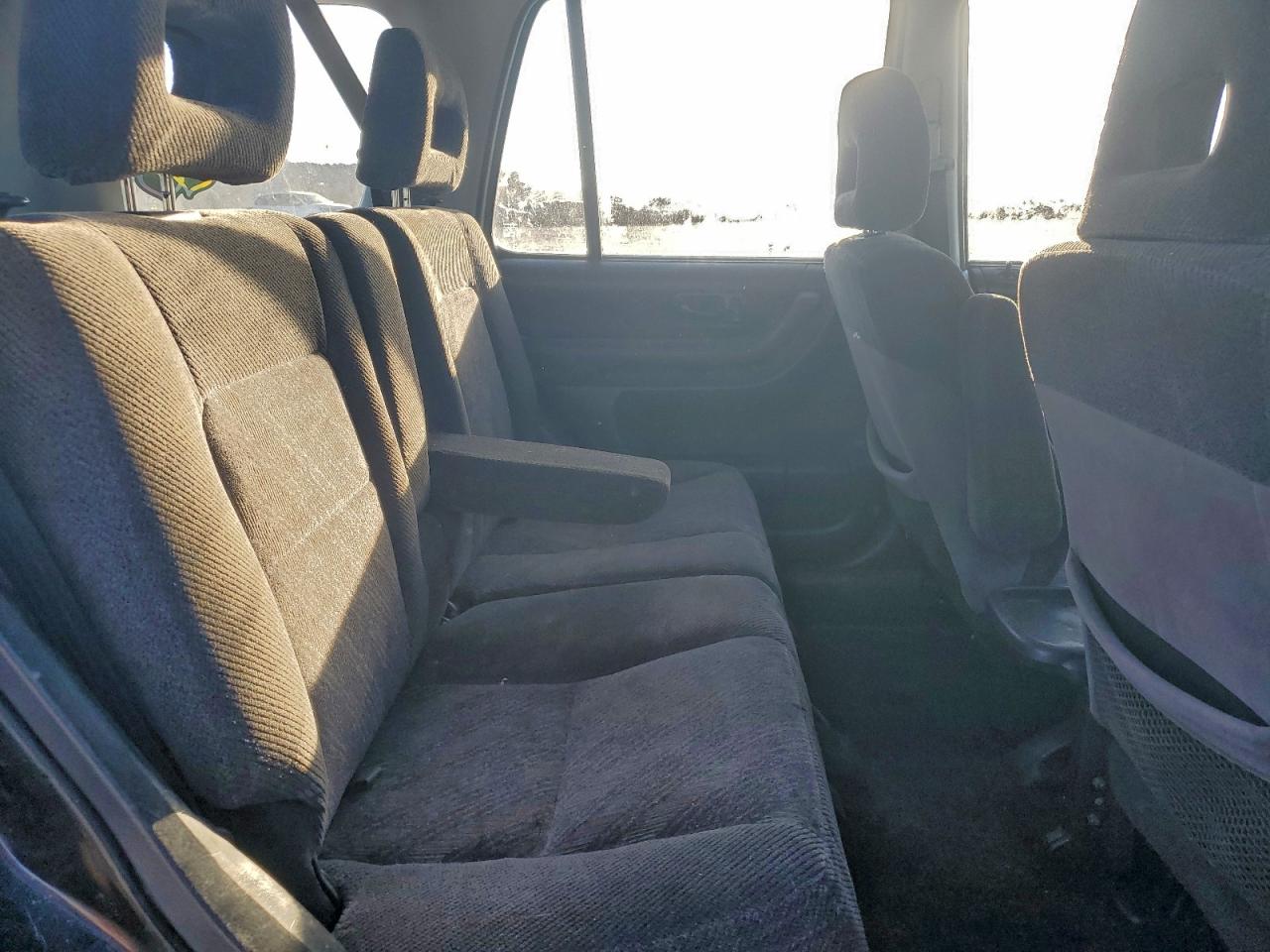 2000 Honda Cr-v Black vin: JHLRD2846YC003755