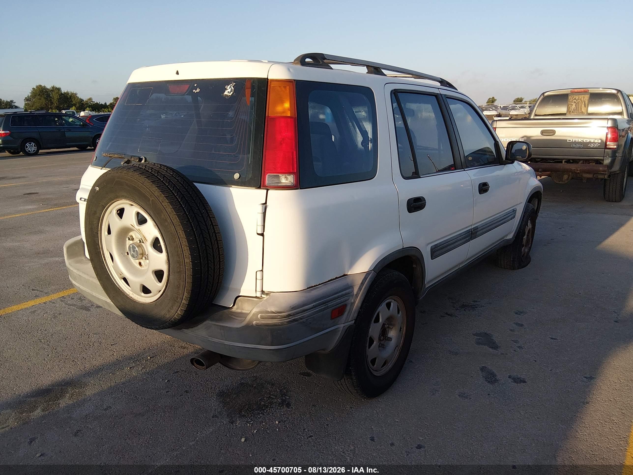 2000 Honda Cr-v Lx White vin: JHLRD2847YC008754