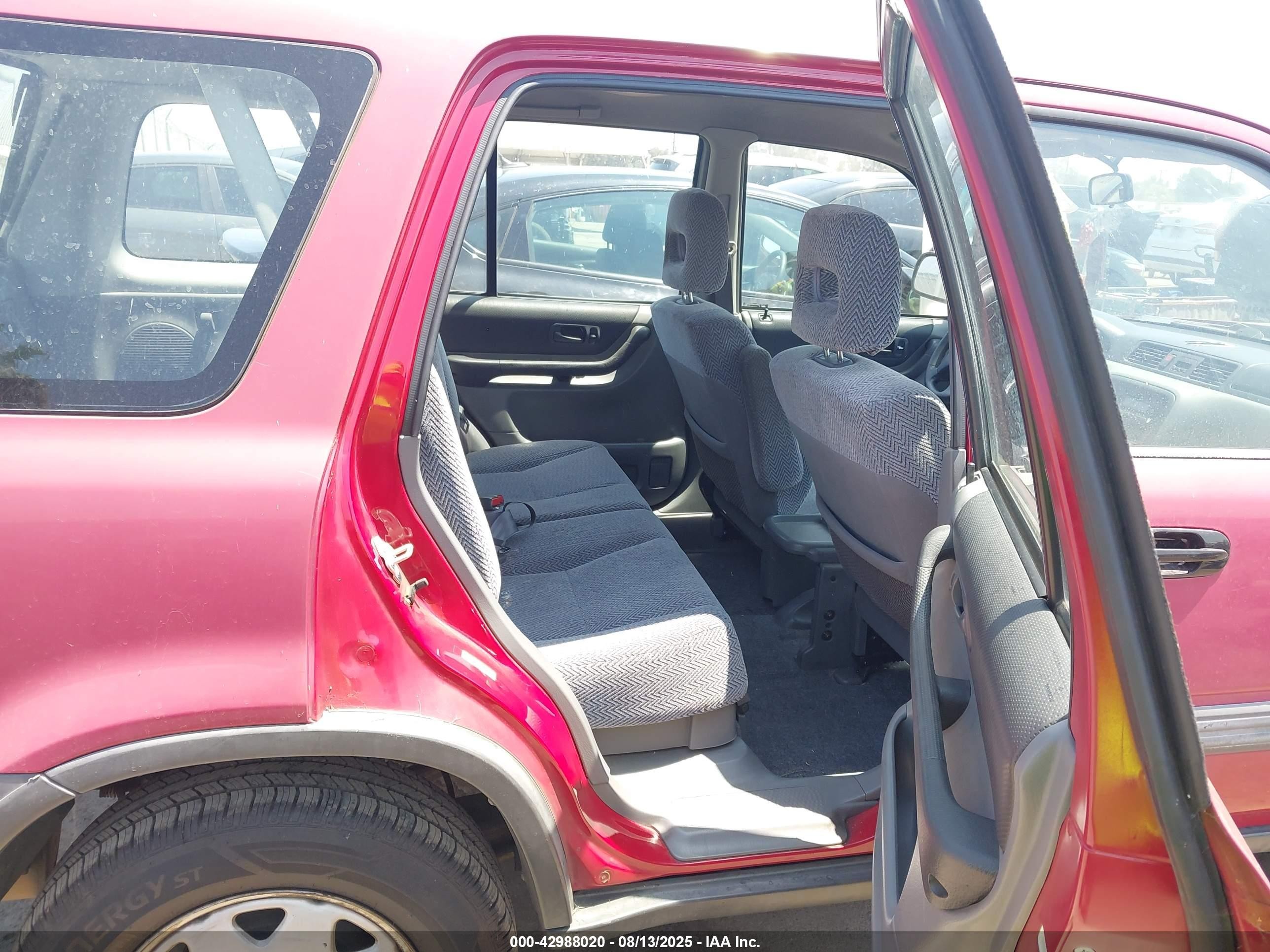 1998 Honda Cr-v Lx Красный vin: JHLRD2848WC012695