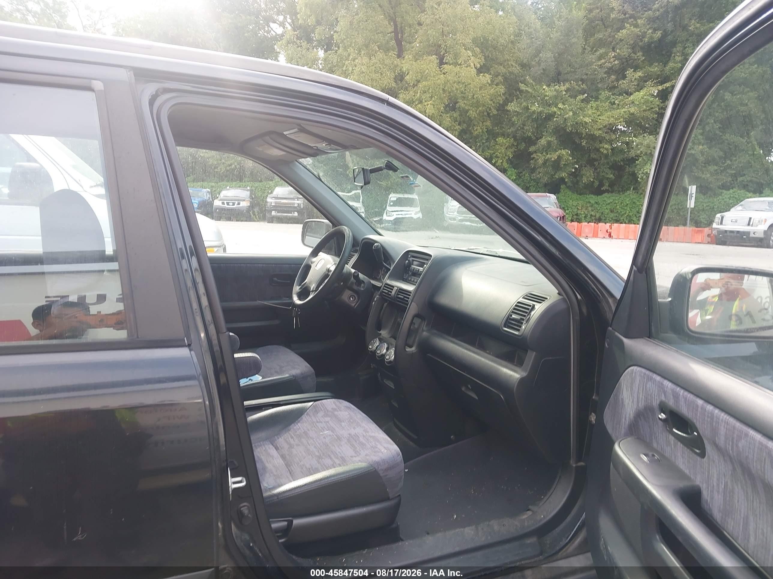 2004 Honda Cr-v Lx Черный vin: JHLRD68424C014690