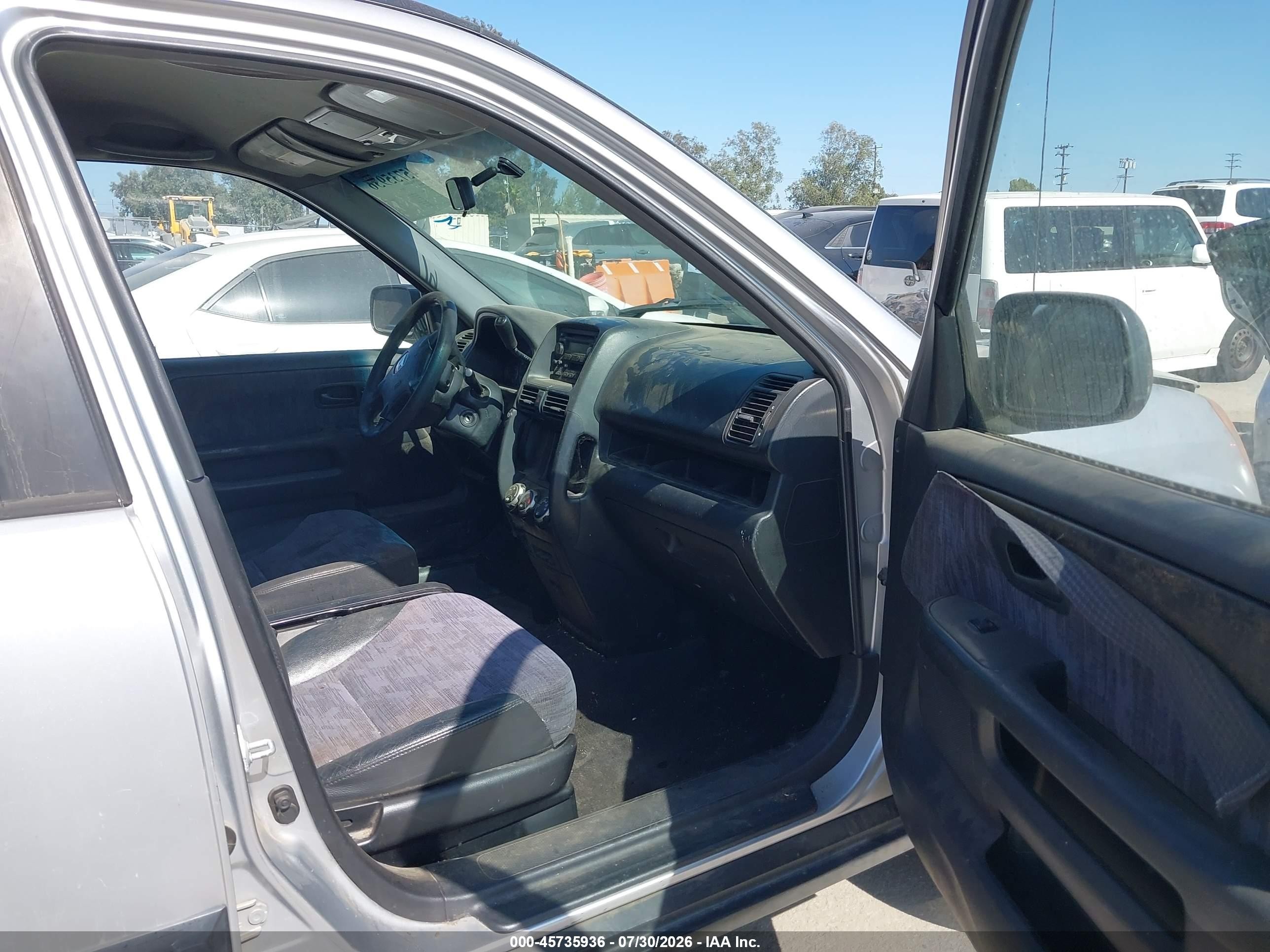 2002 Honda Cr-v Lx Silver vin: JHLRD68442C015580