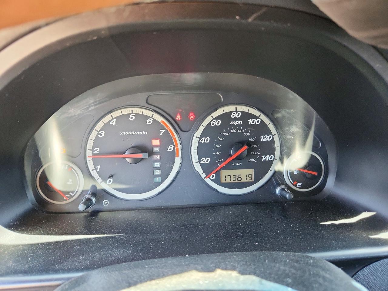 2004 Honda Cr-v Lx Silver vin: JHLRD68484C011048
