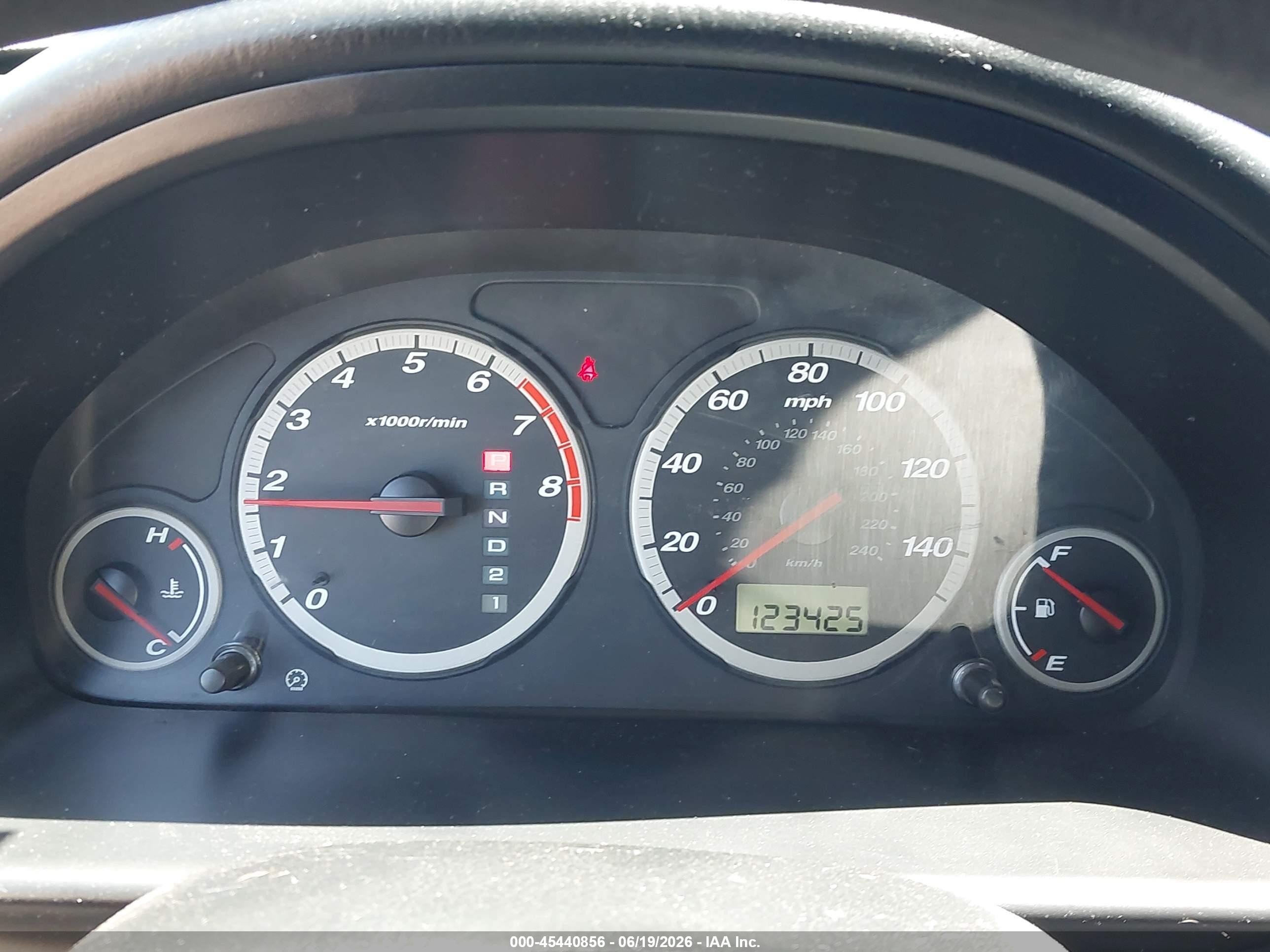 2003 Honda Cr-v Lx Серебряный vin: JHLRD68493C019030