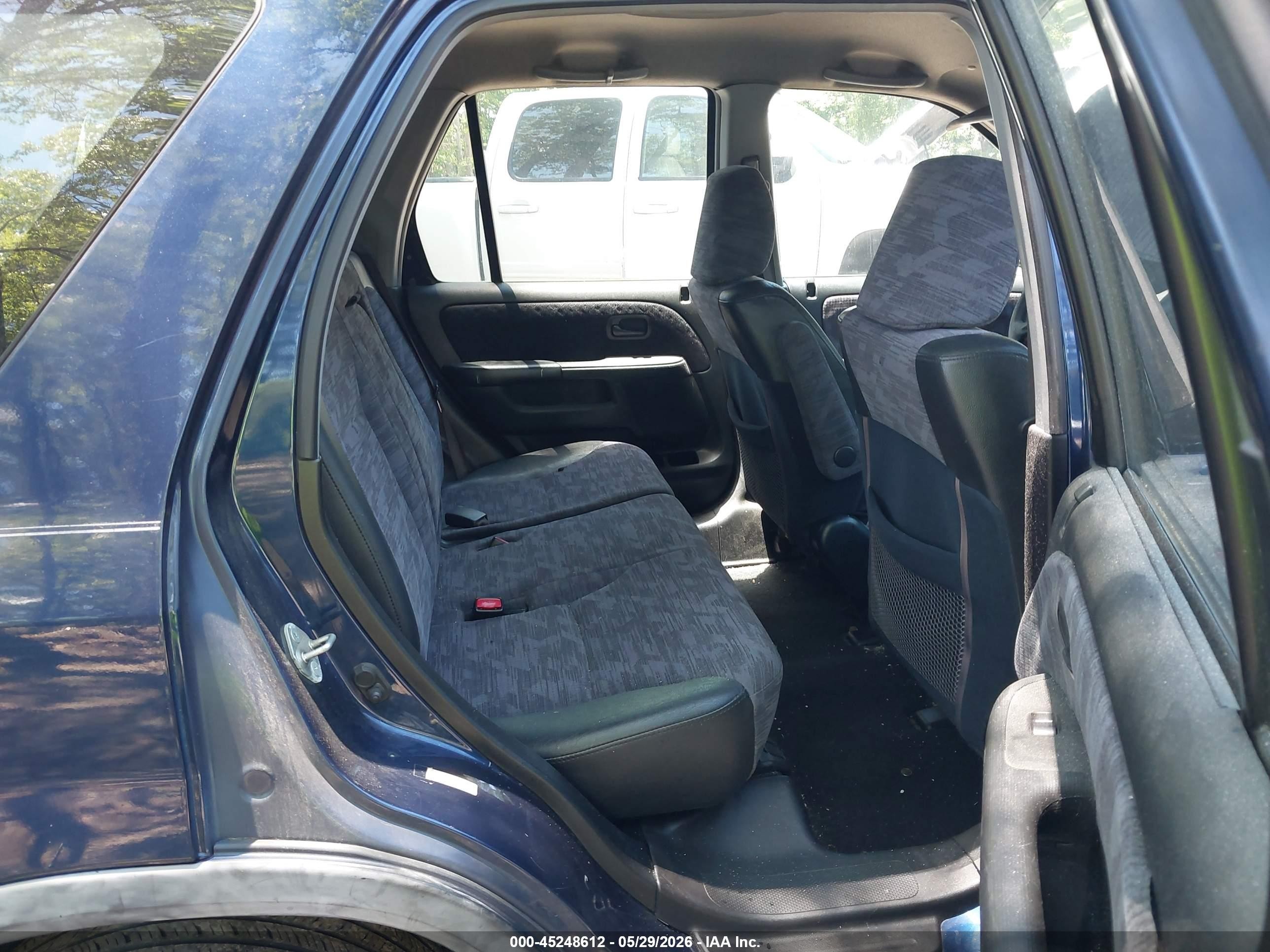 2004 Honda Cr-v Lx Blue vin: JHLRD68494C012922