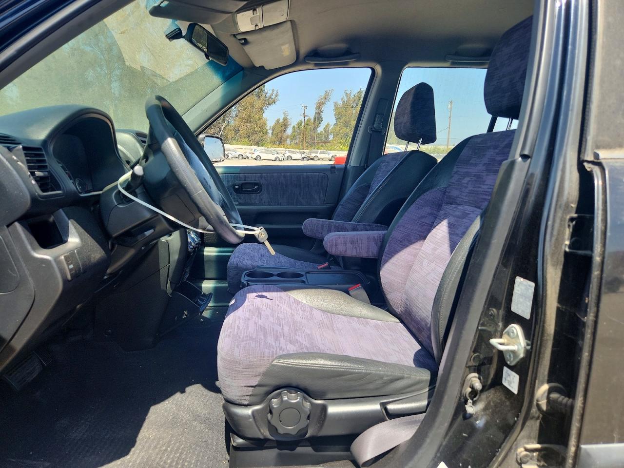 2004 Honda Cr-v Lx Black vin: JHLRD68494C013357