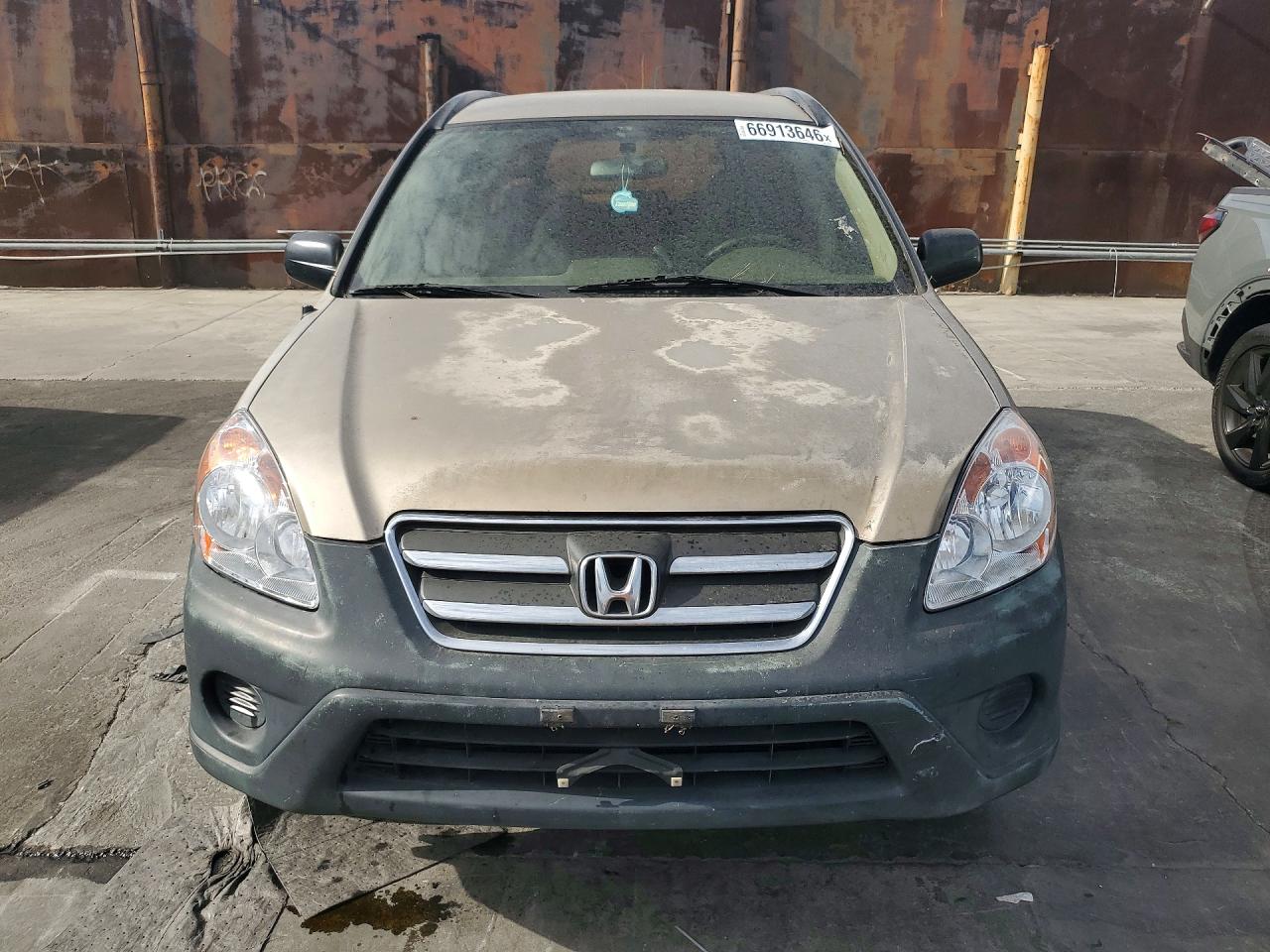 2005 Honda Cr-v Lx Желто-коричневый vin: JHLRD68505C012365