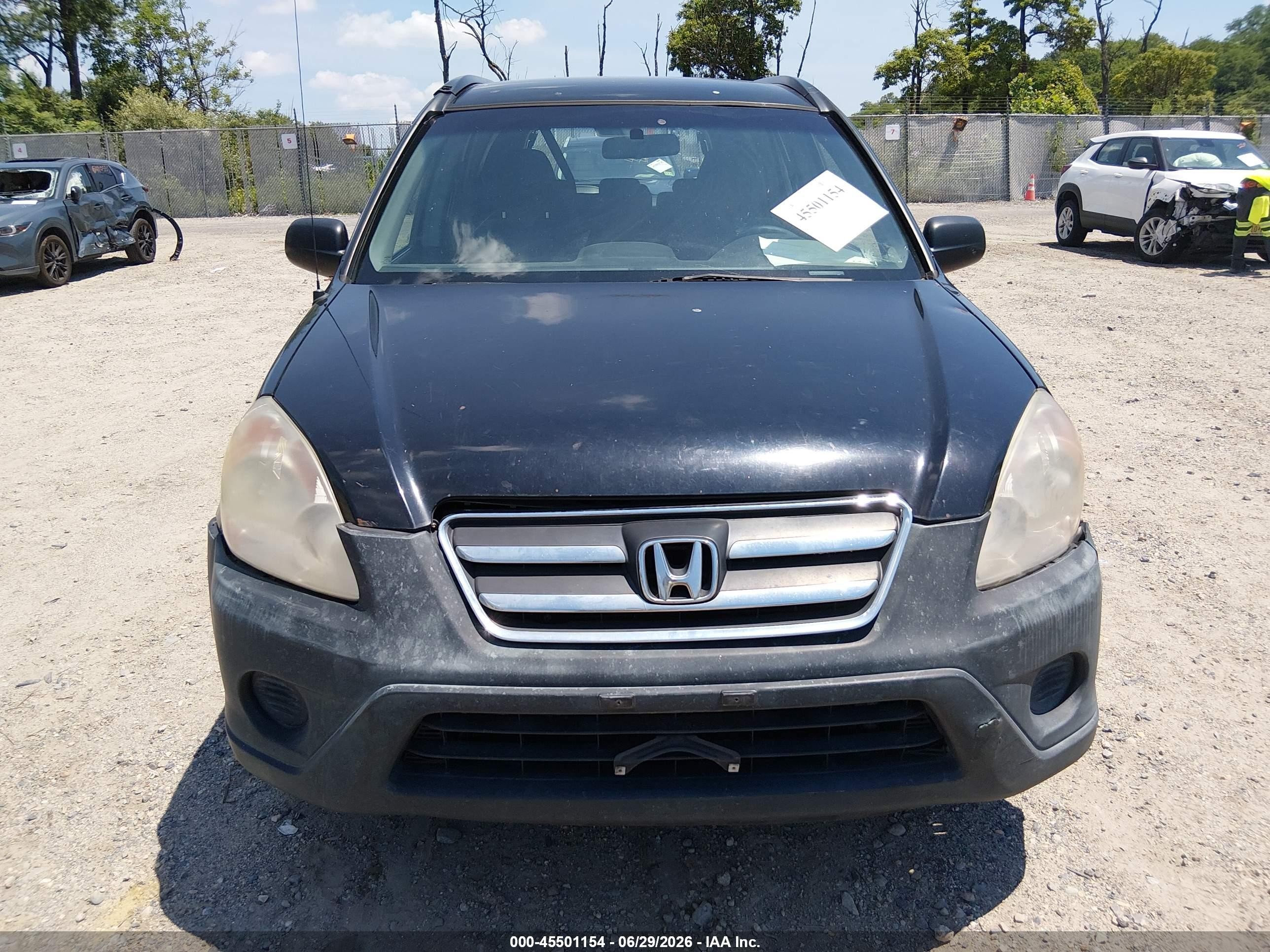 2005 Honda Cr-v Lx Black vin: JHLRD68505C017601