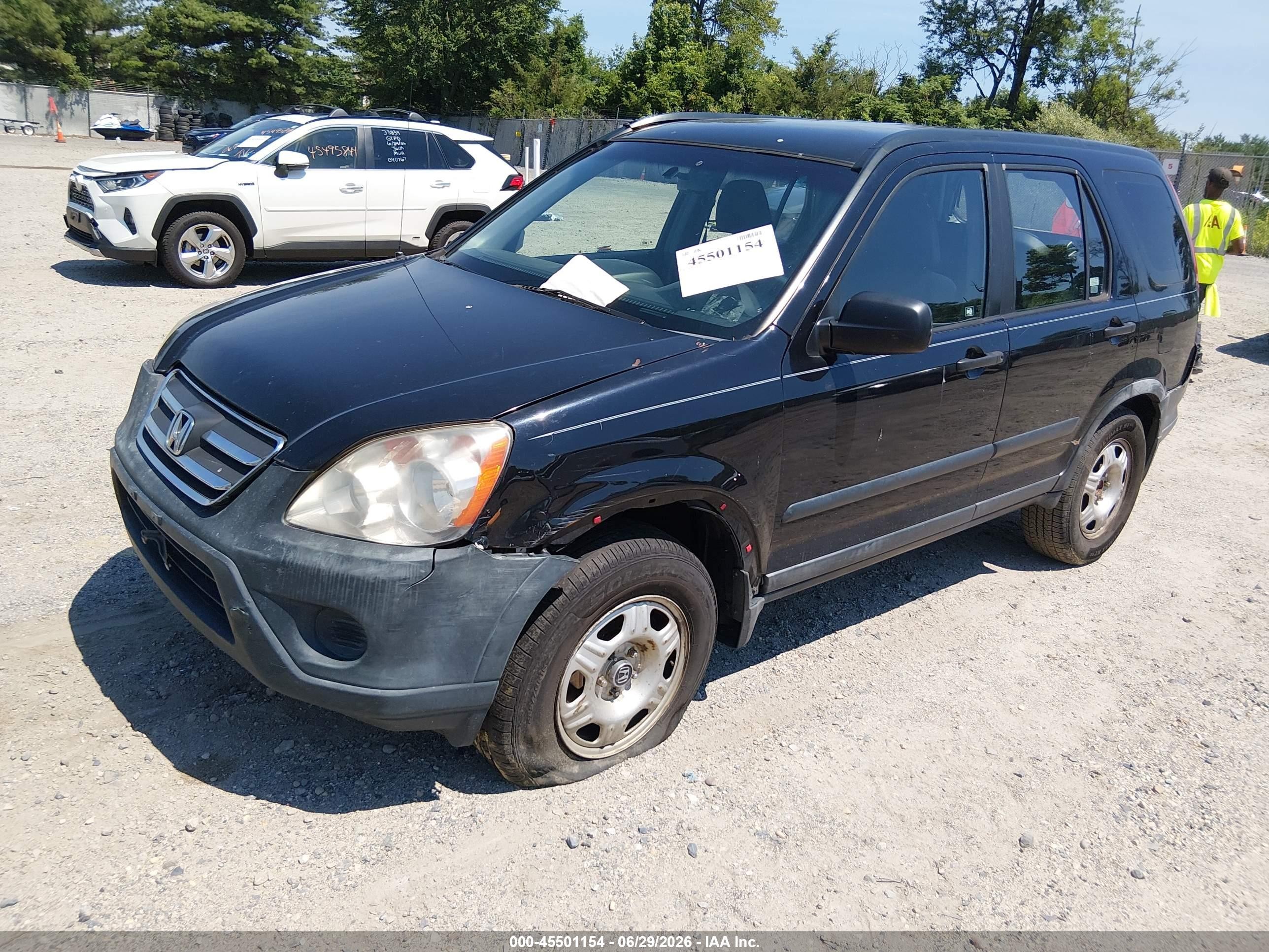 2005 Honda Cr-v Lx Black vin: JHLRD68505C017601