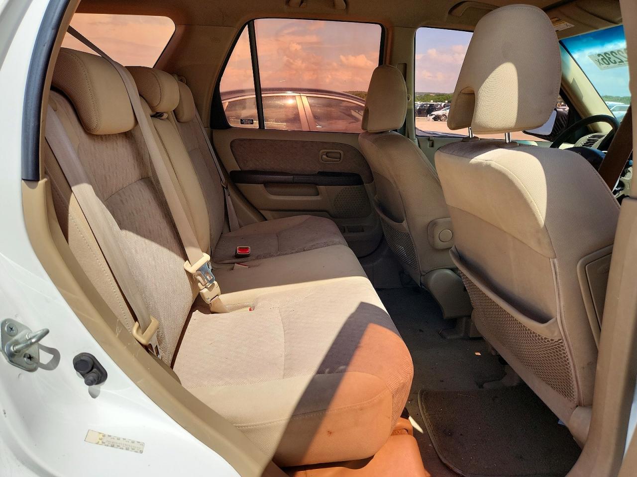 2005 Honda Cr-v Lx White vin: JHLRD68515C010690
