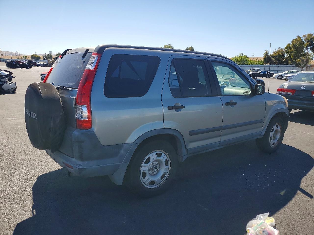 2005 Honda Cr-v Lx Silver vin: JHLRD68515C019101