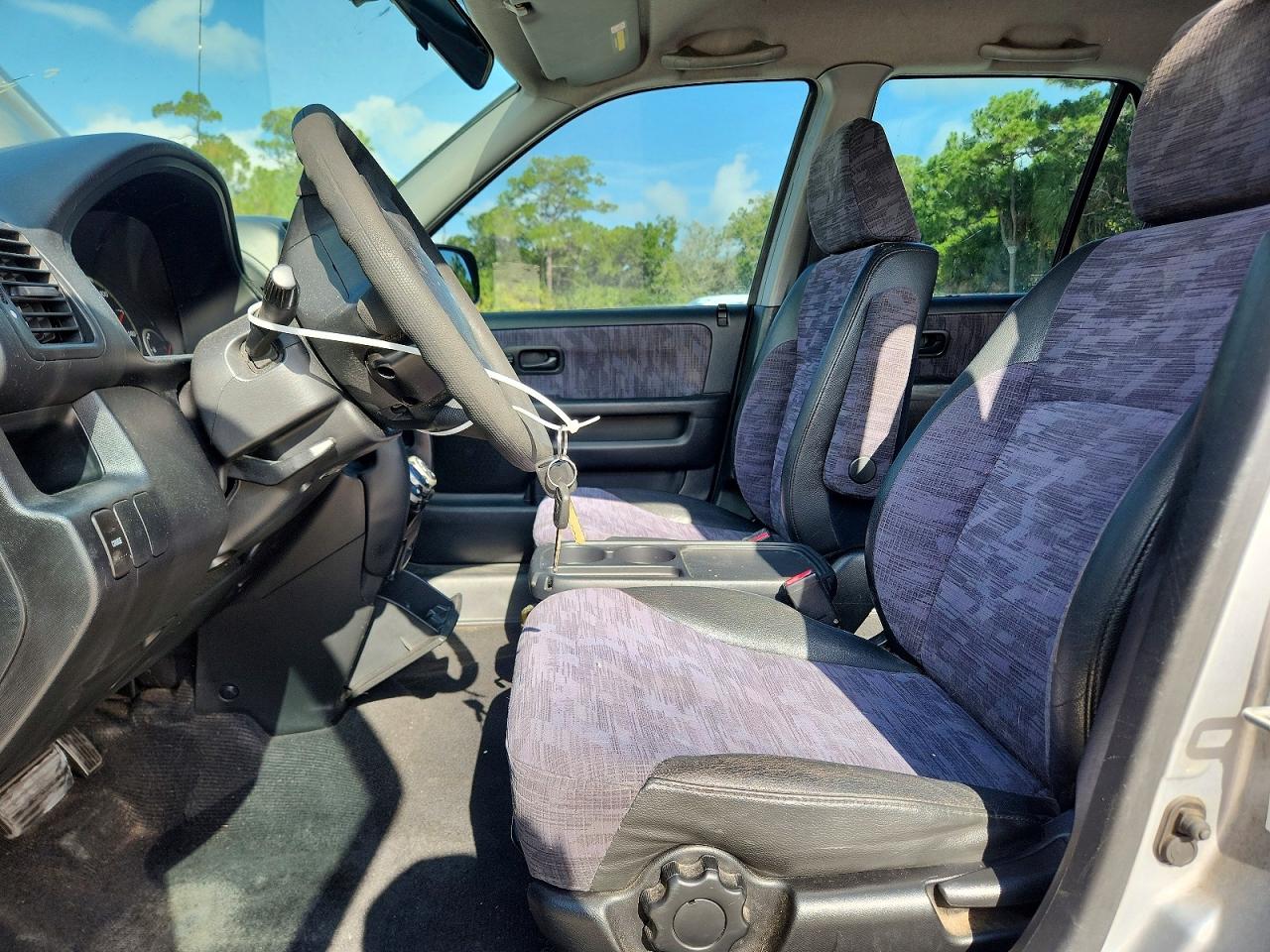 2004 Honda Cr-v Lx Silver vin: JHLRD68524C018716