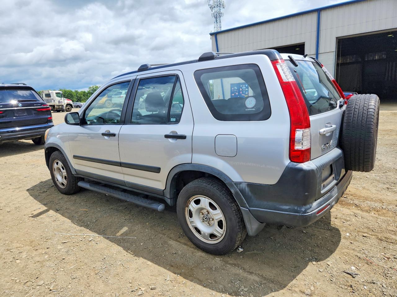 2005 Honda Cr-v Lx Серебряный vin: JHLRD68535C010335