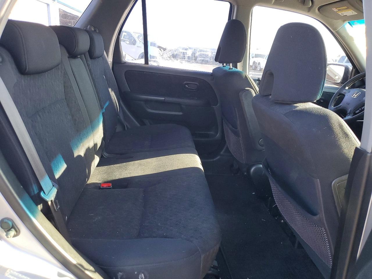 2005 Honda Cr-v Lx Silver vin: JHLRD68535C010884