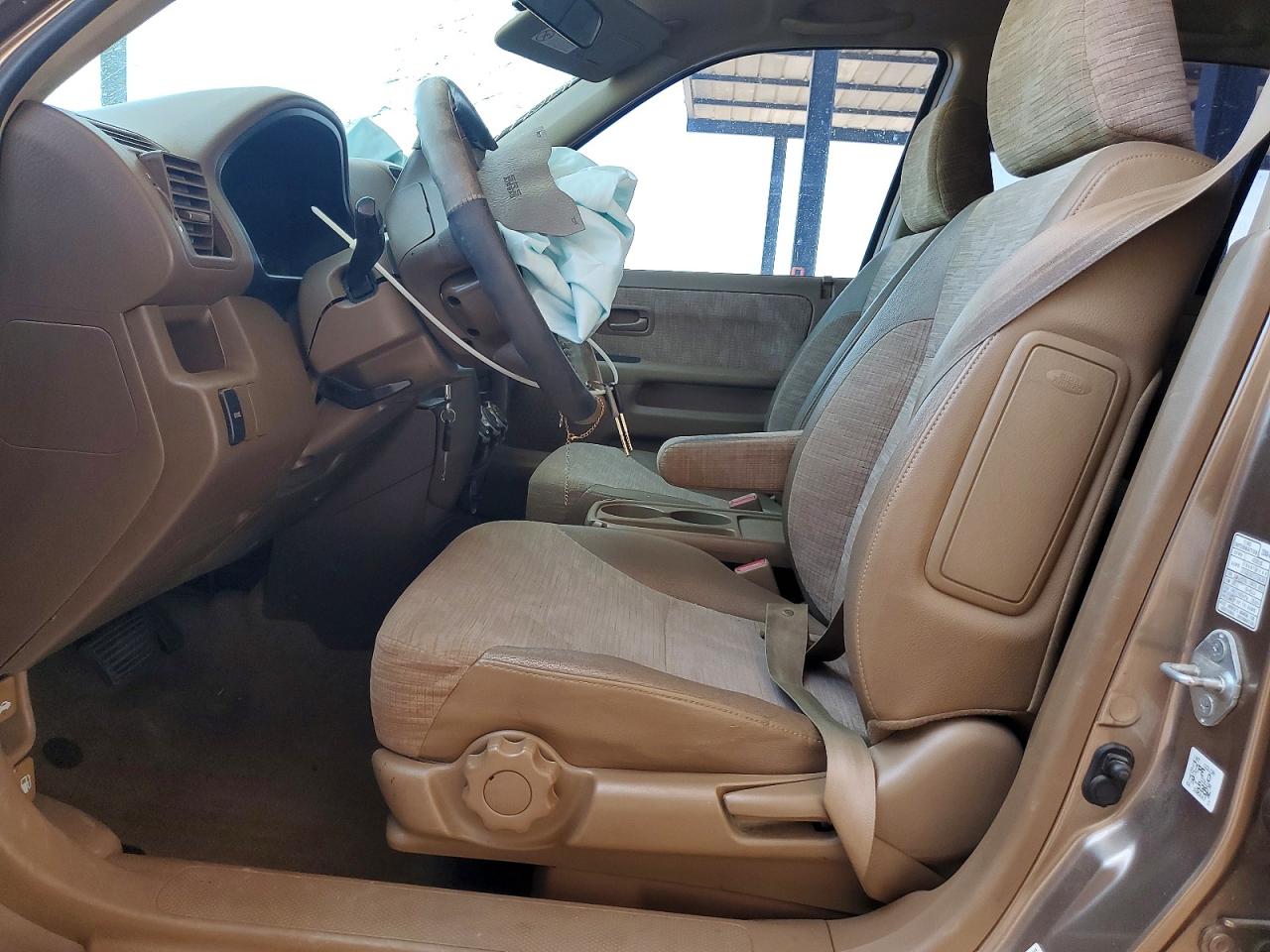2004 Honda Cr-v Lx Tan vin: JHLRD68544C017616