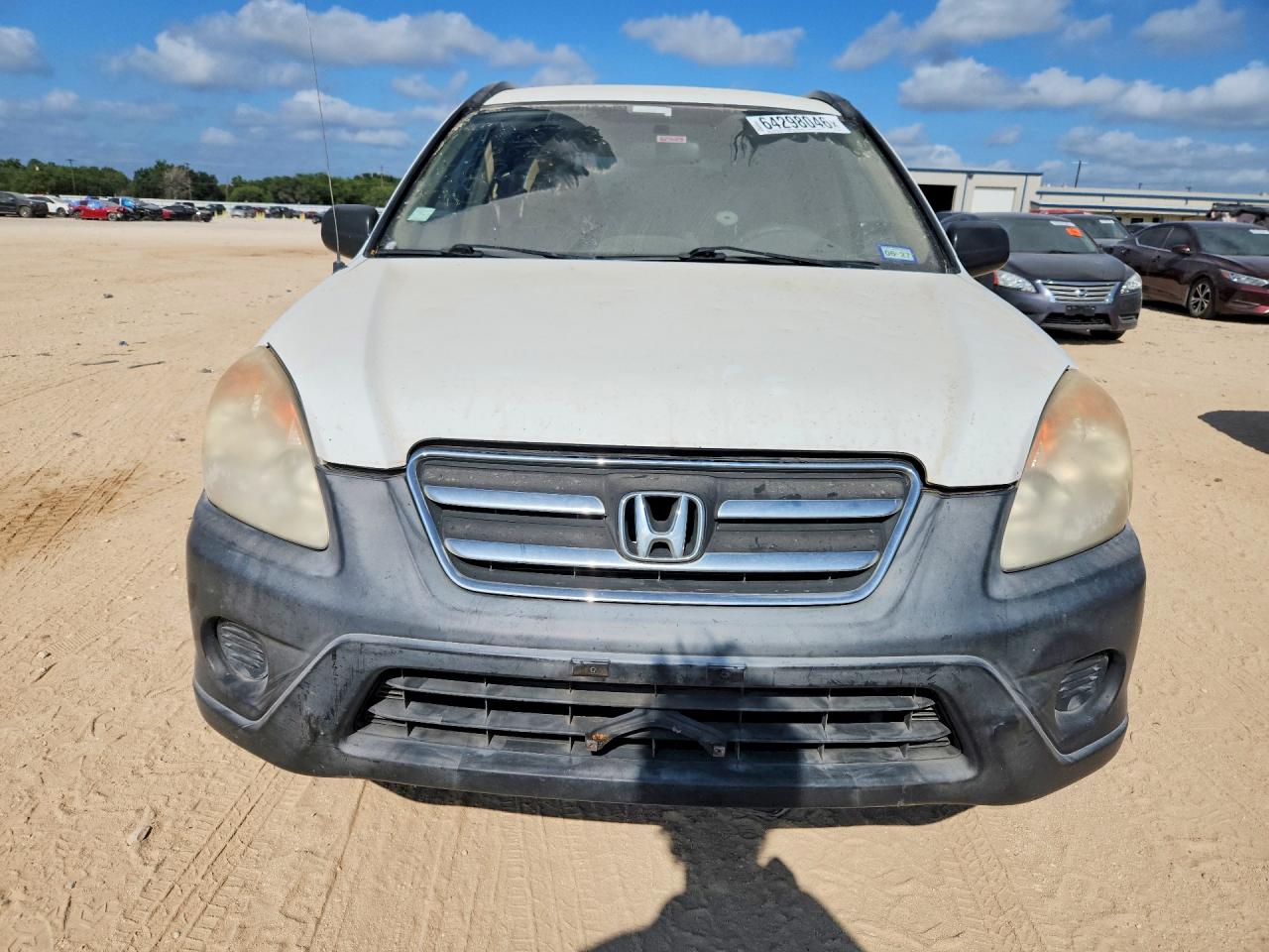 2005 Honda Cr-v Lx White vin: JHLRD68565C017053
