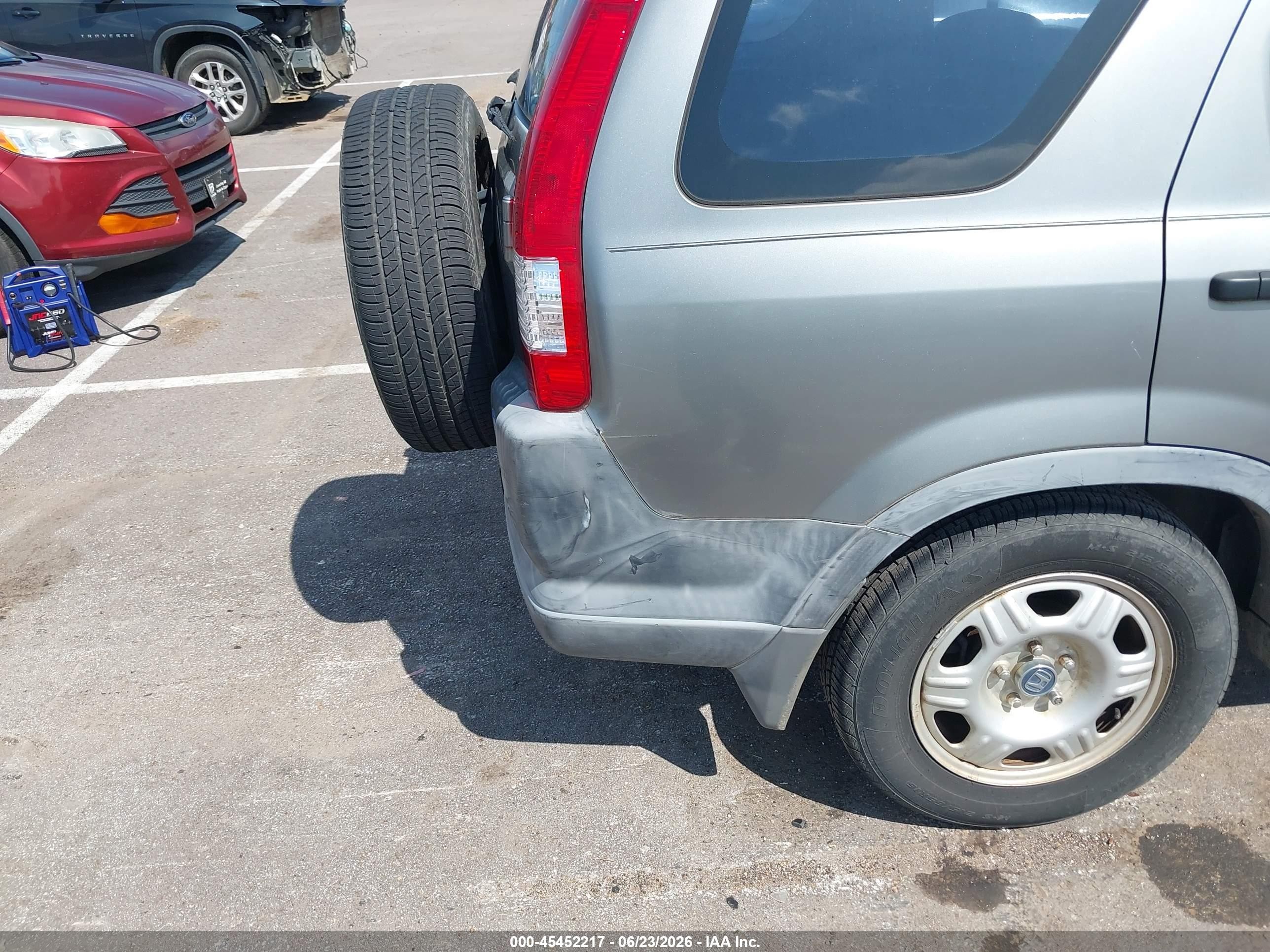 2005 Honda Cr-v Lx Gray vin: JHLRD68575C011990