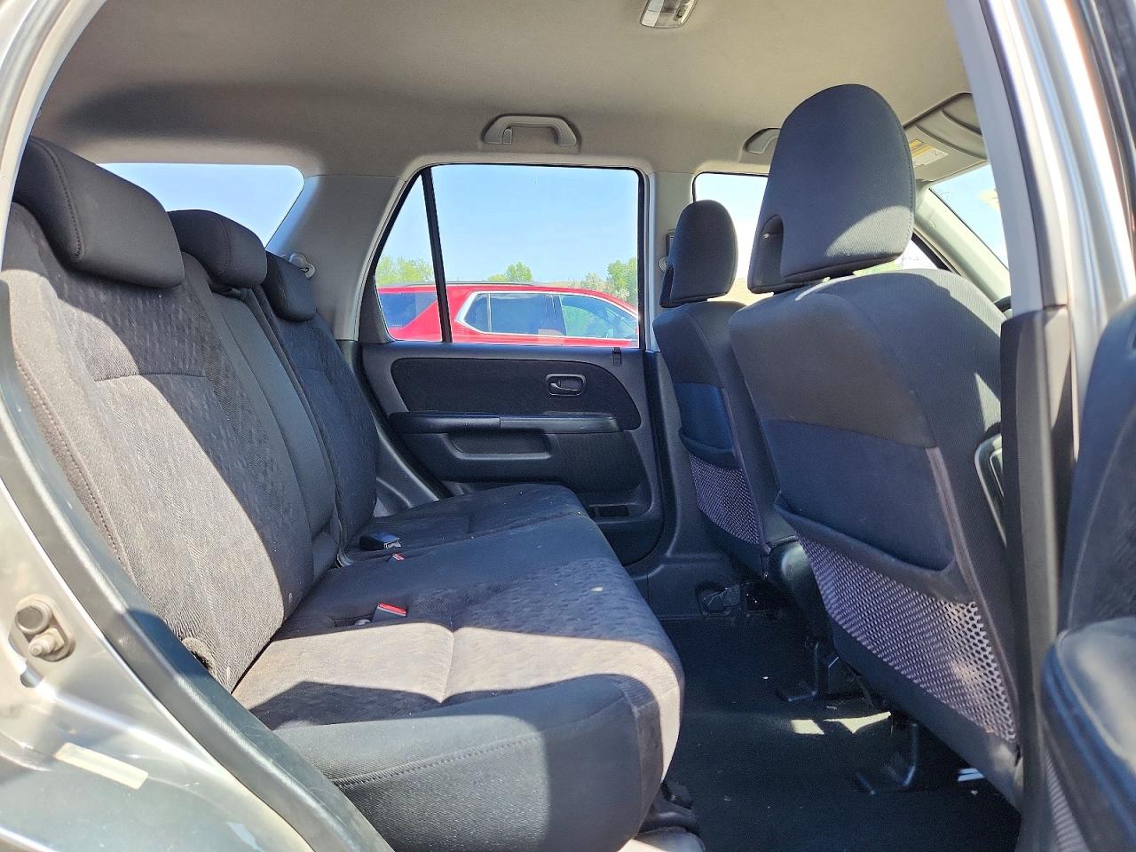 2005 Honda Cr-v Lx Silver vin: JHLRD68575C014632