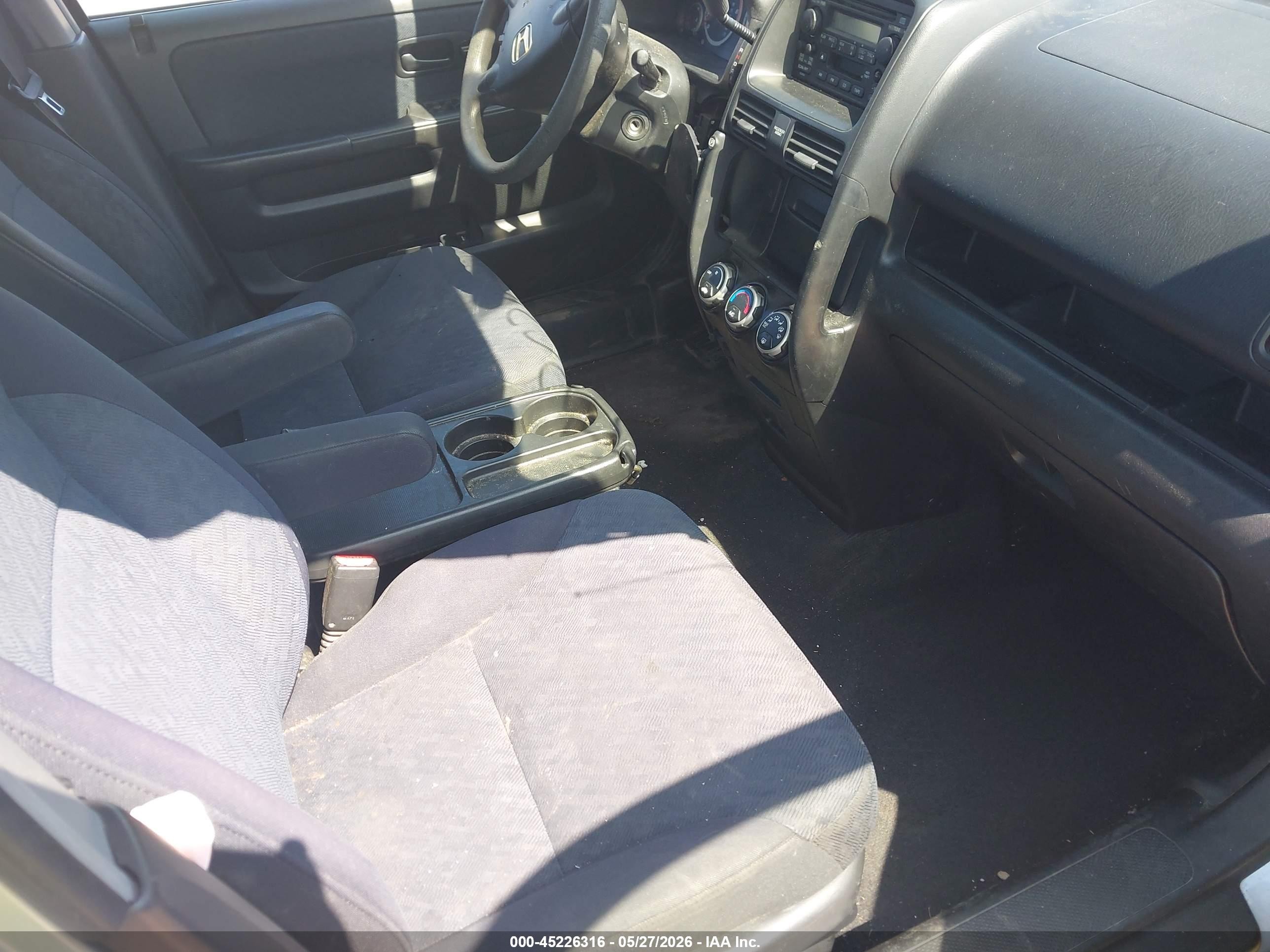 2005 Honda Cr-v Lx Gray vin: JHLRD68585C017944