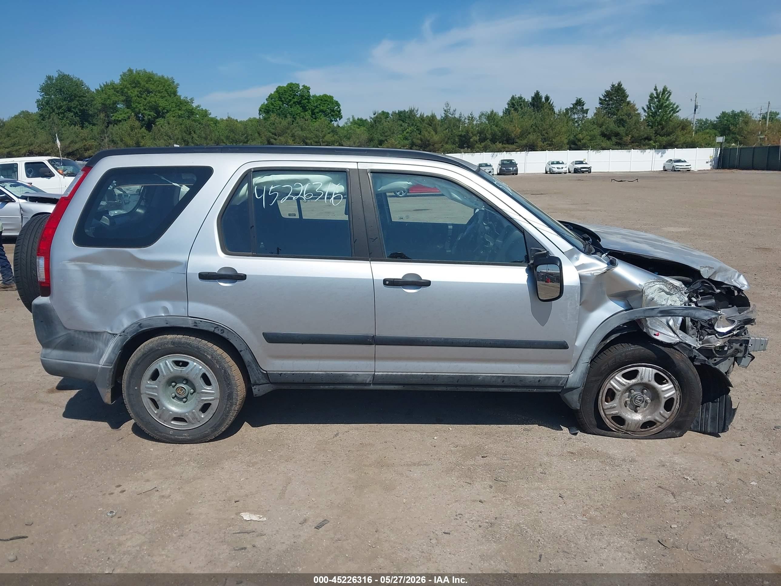 2005 Honda Cr-v Lx Gray vin: JHLRD68585C017944