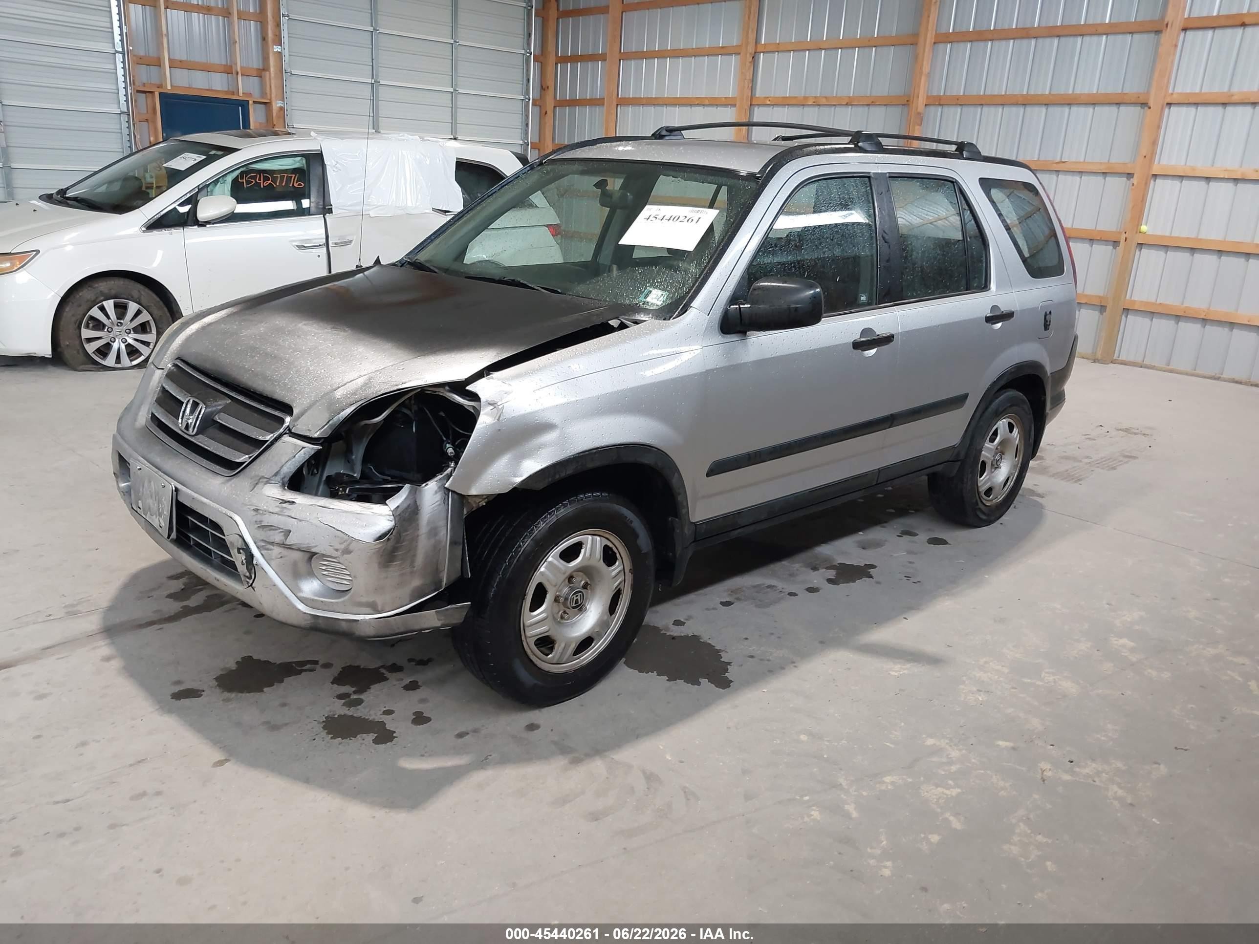 2005 Honda Cr-v Lx Silver vin: JHLRD68595C013577