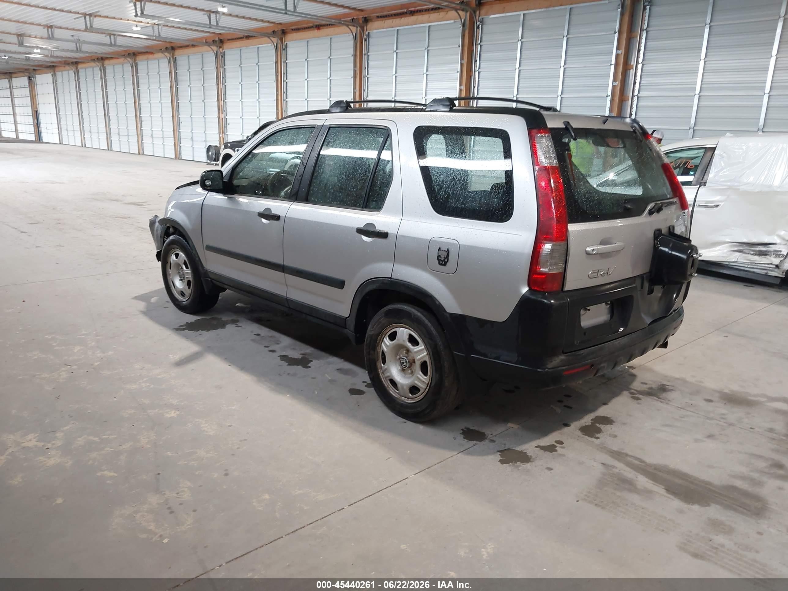 2005 Honda Cr-v Lx Silver vin: JHLRD68595C013577