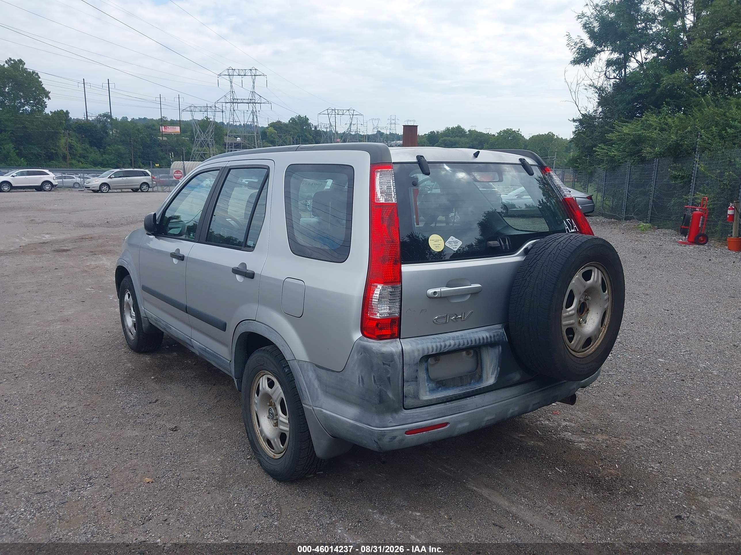 2005 Honda Cr-v Lx Серебряный vin: JHLRD68595C017743