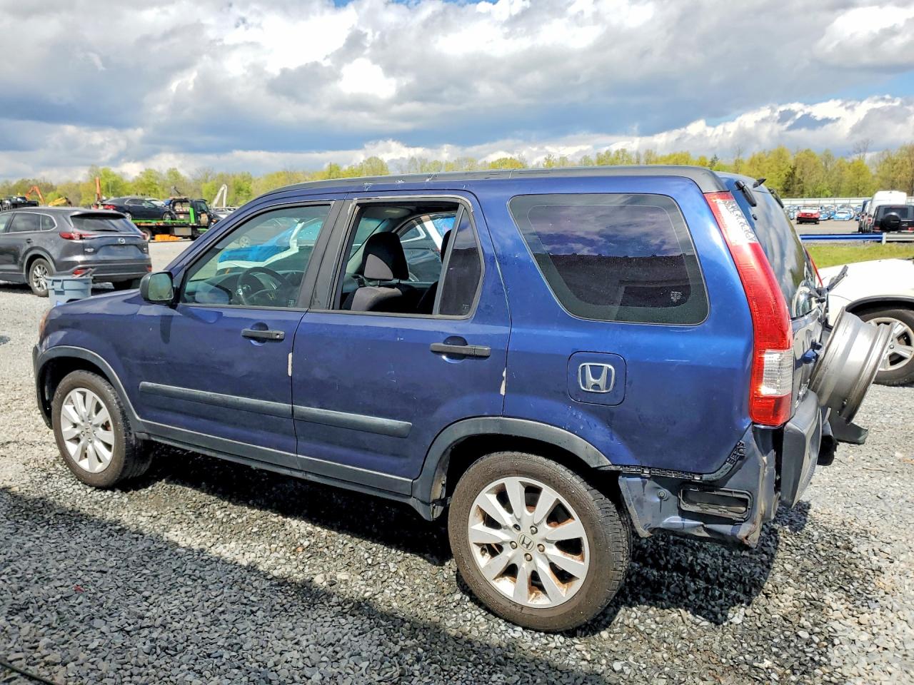 2005 Honda Cr-v Lx Синий vin: JHLRD685X5C017623