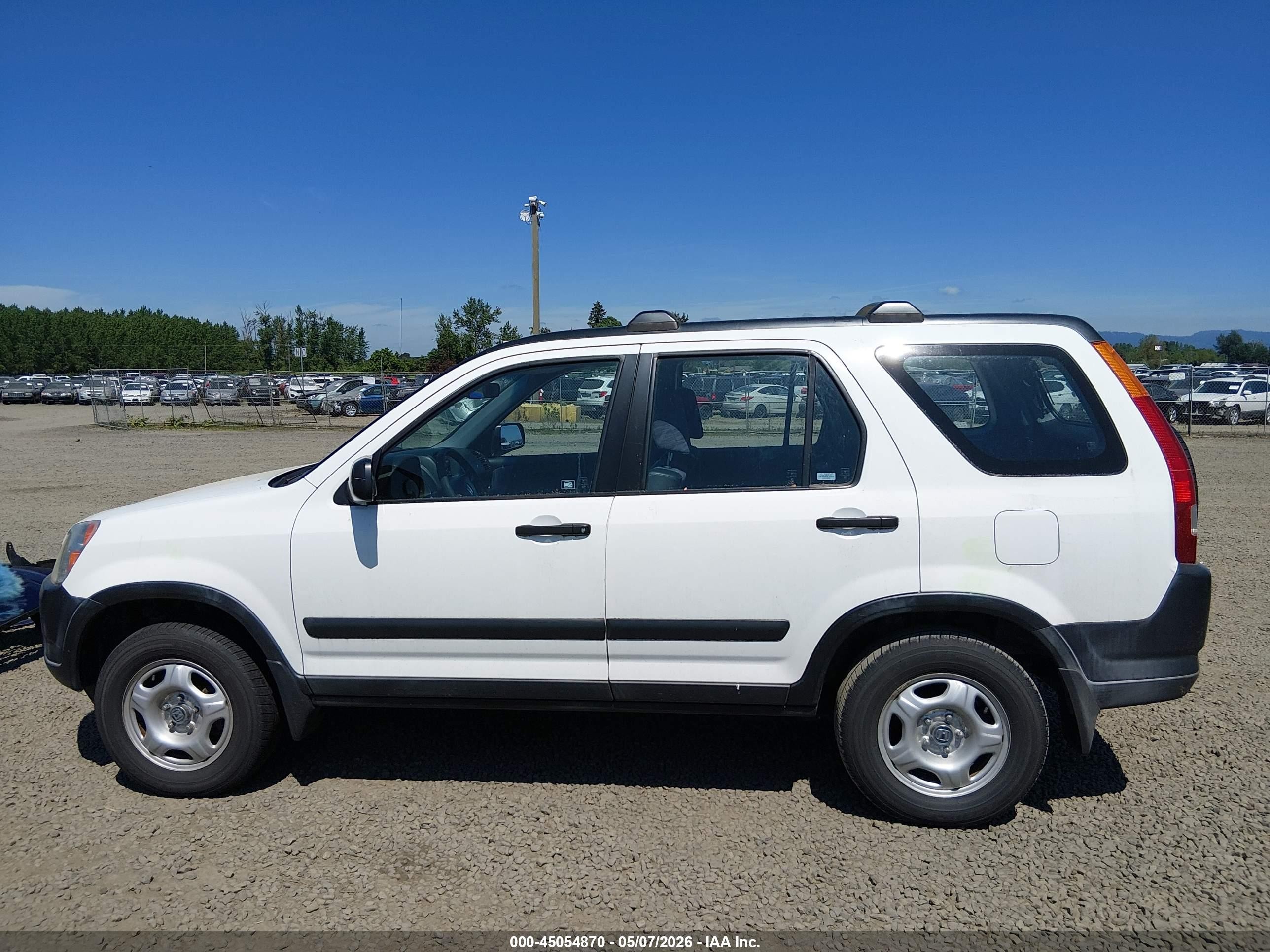 2003 Honda Cr-v Lx Белый vin: JHLRD774X3C015124