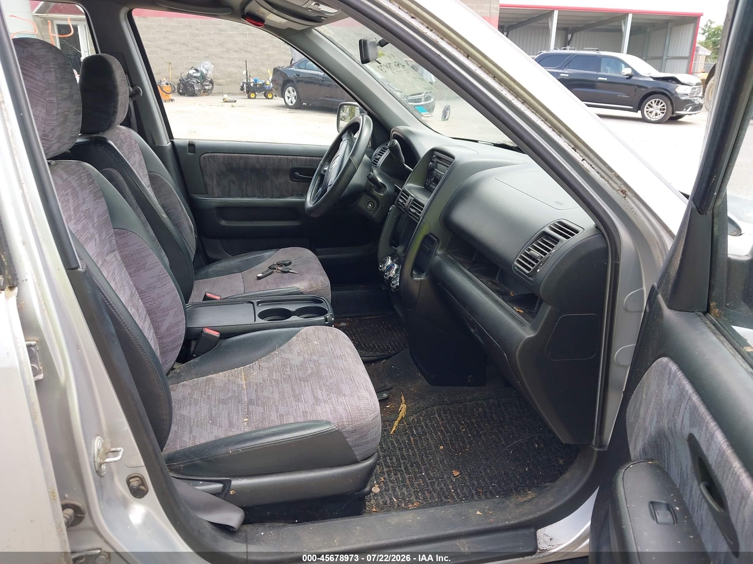 2002 Honda Cr-v Lx Silver vin: JHLRD78402C073501
