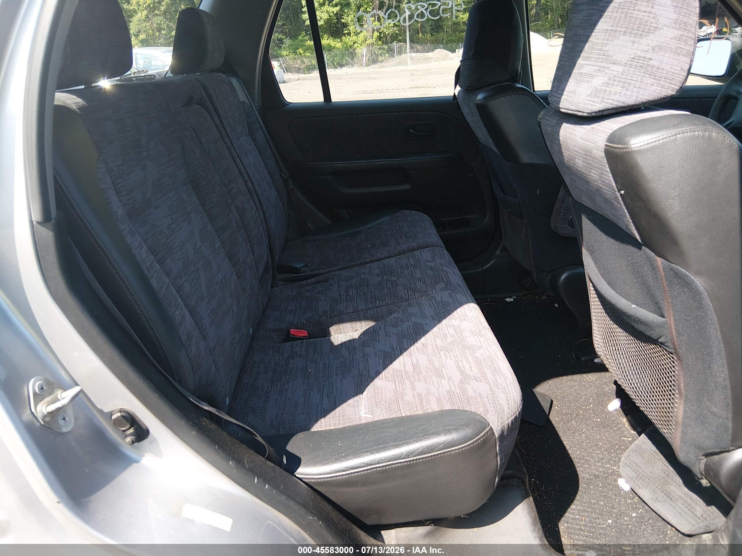 2002 Honda Cr-v Lx Серебряный vin: JHLRD78482C005351