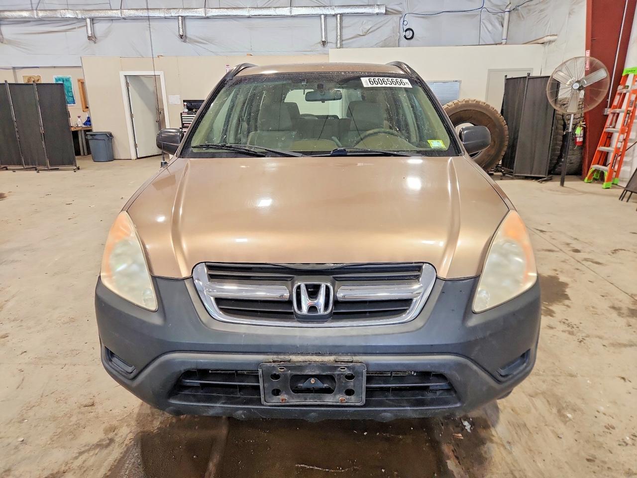2002 Honda Cr-v Lx Tan vin: JHLRD78482C037460