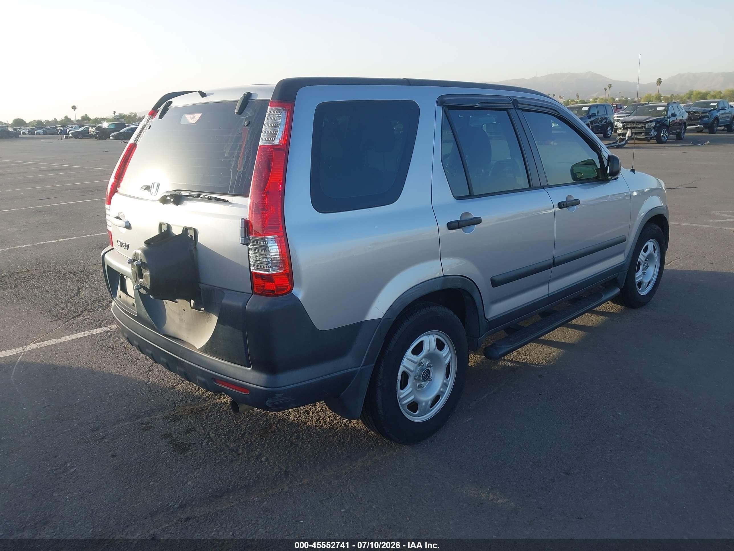 2005 Honda Cr-v Lx Серый vin: JHLRD78525C013605